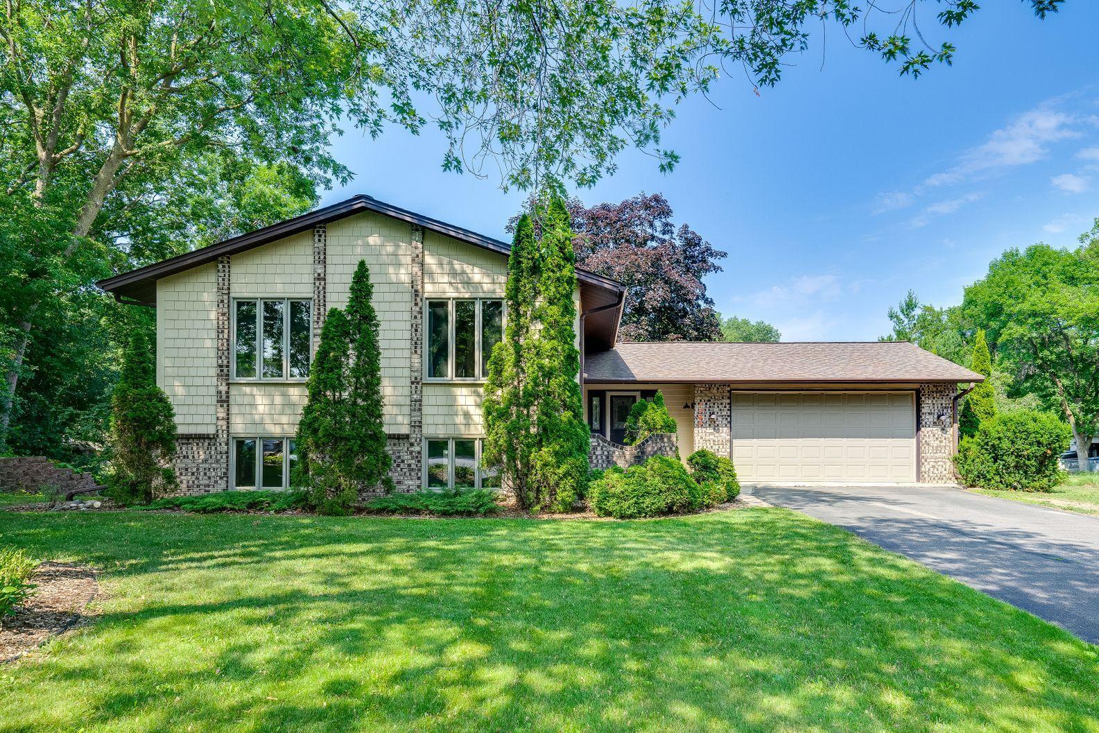 View of Residential at 1794 Roxanna Lane, New Brighton MN 55112, New Brighton - Mike Wilen | Minnesota Team Real Estate