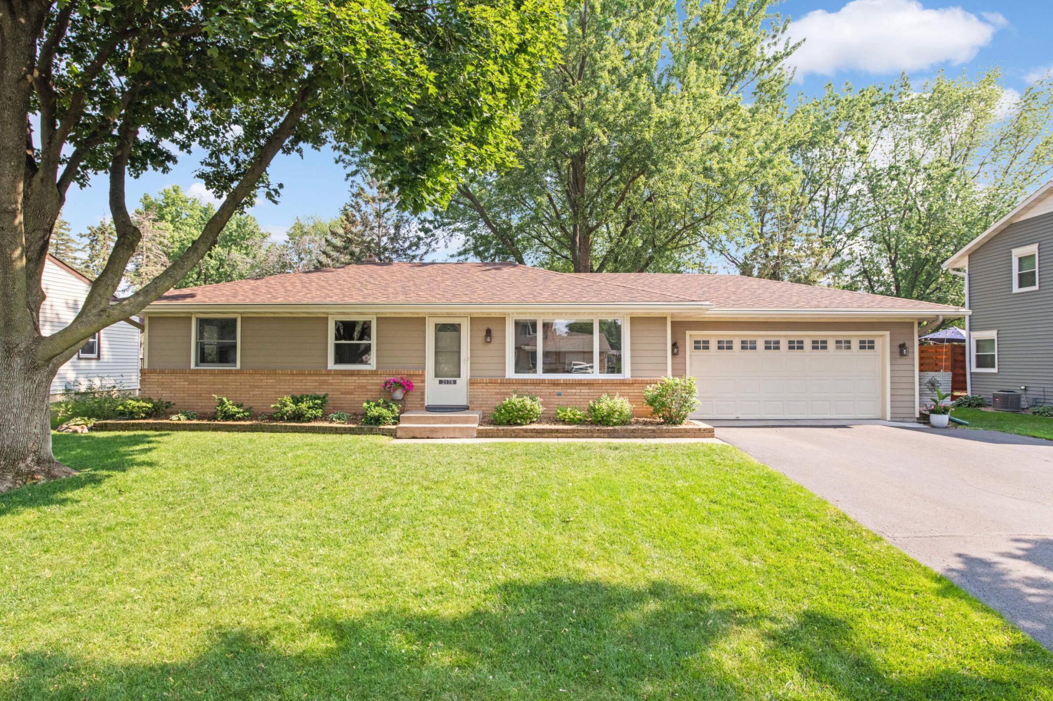 View of Residential at 2178 Mapleview Avenue, Maplewood MN 55109, Maplewood - Mike Wilen | Minnesota Team Real Estate