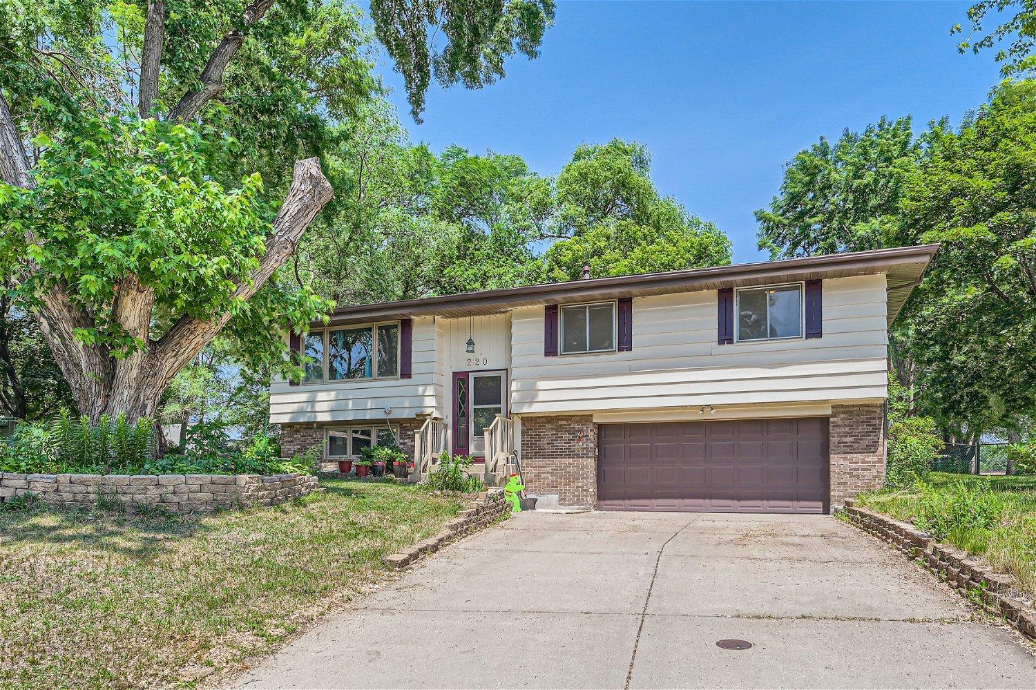 View of Residential at 220 93rd Street, Bloomington MN 55420, Bloomington - Mike Wilen | Minnesota Team Real Estate