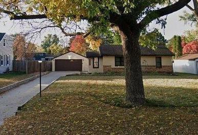 View of Residential at 2138 Oakwood Drive, Mounds View MN 55112, Mounds View - Mike Wilen | Minnesota Team Real Estate
