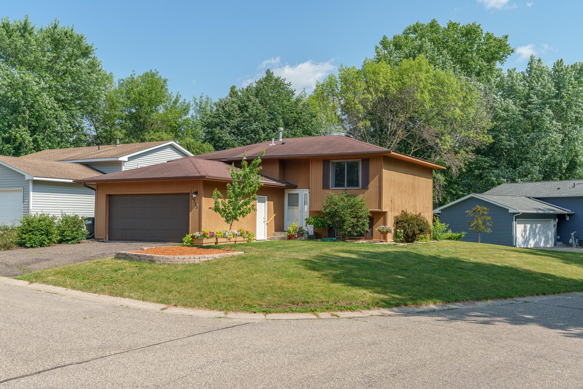 View of Residential at 2333 Cascade Plaza, Woodbury MN 55125, Woodbury - Mike Wilen | Minnesota Team Real Estate