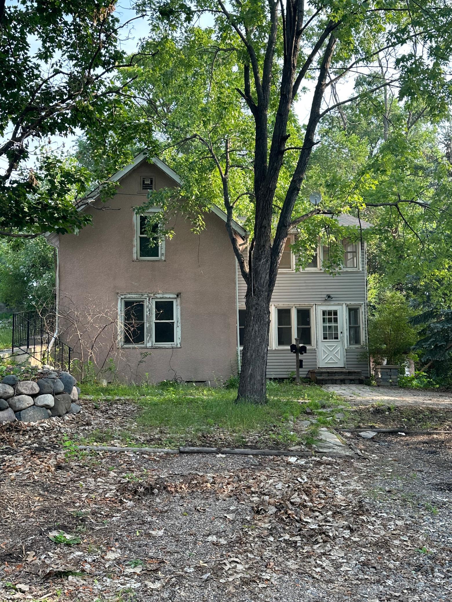 View of Residential Income at 118 Villaume Avenue, South Saint Paul MN 55075, South Saint Paul - Mike Wilen | Minnesota Team Real Estate