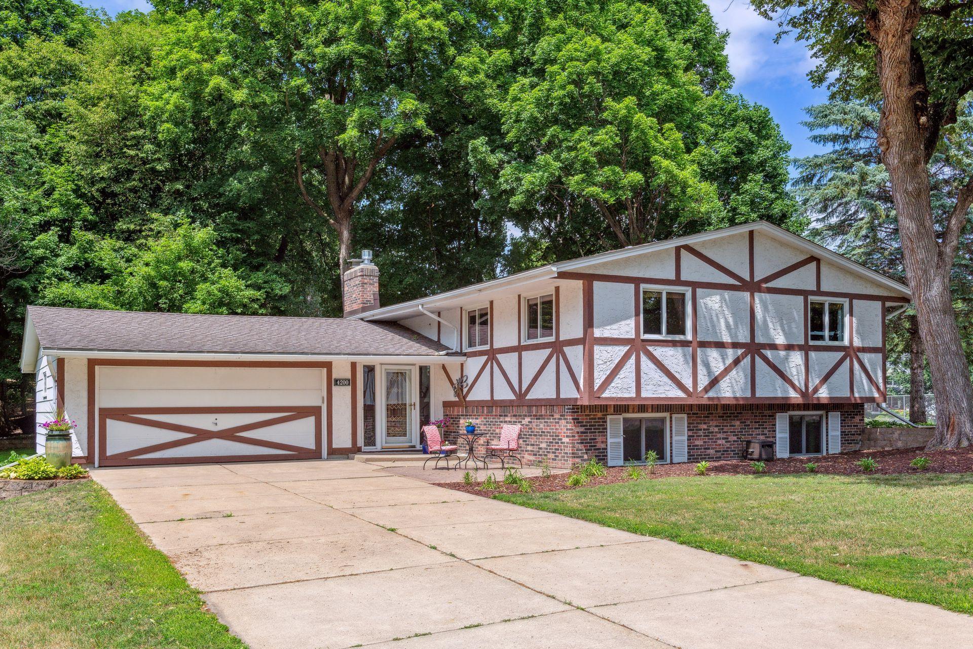 View of Residential at 4200 Winchester Court, Minnetonka MN 55345, Minnetonka - Mike Wilen | Minnesota Team Real Estate