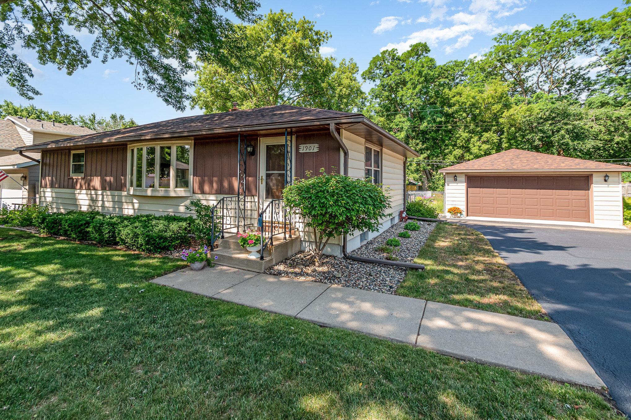 View of Residential at 1901 Manton Street, Maplewood MN 55109, Maplewood - Mike Wilen | Minnesota Team Real Estate