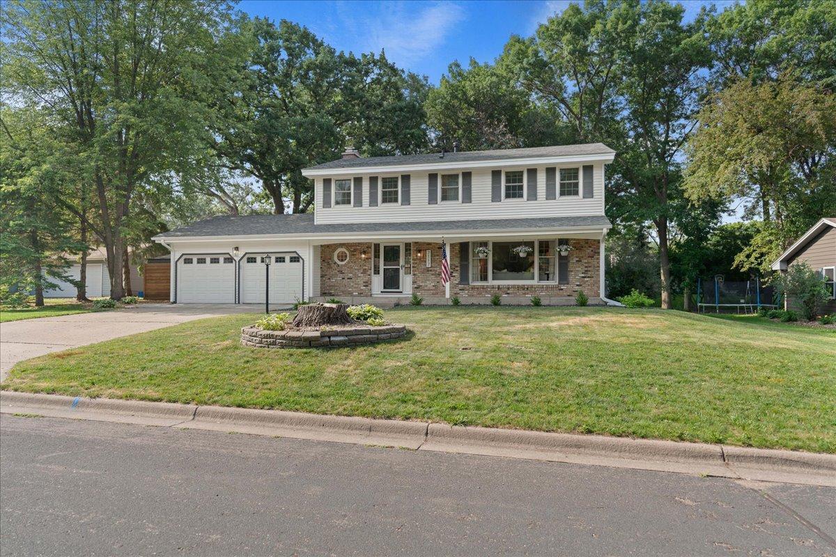 View of Residential at 7117 Glenross Road, Woodbury MN 55125, Woodbury - Mike Wilen | Minnesota Team Real Estate