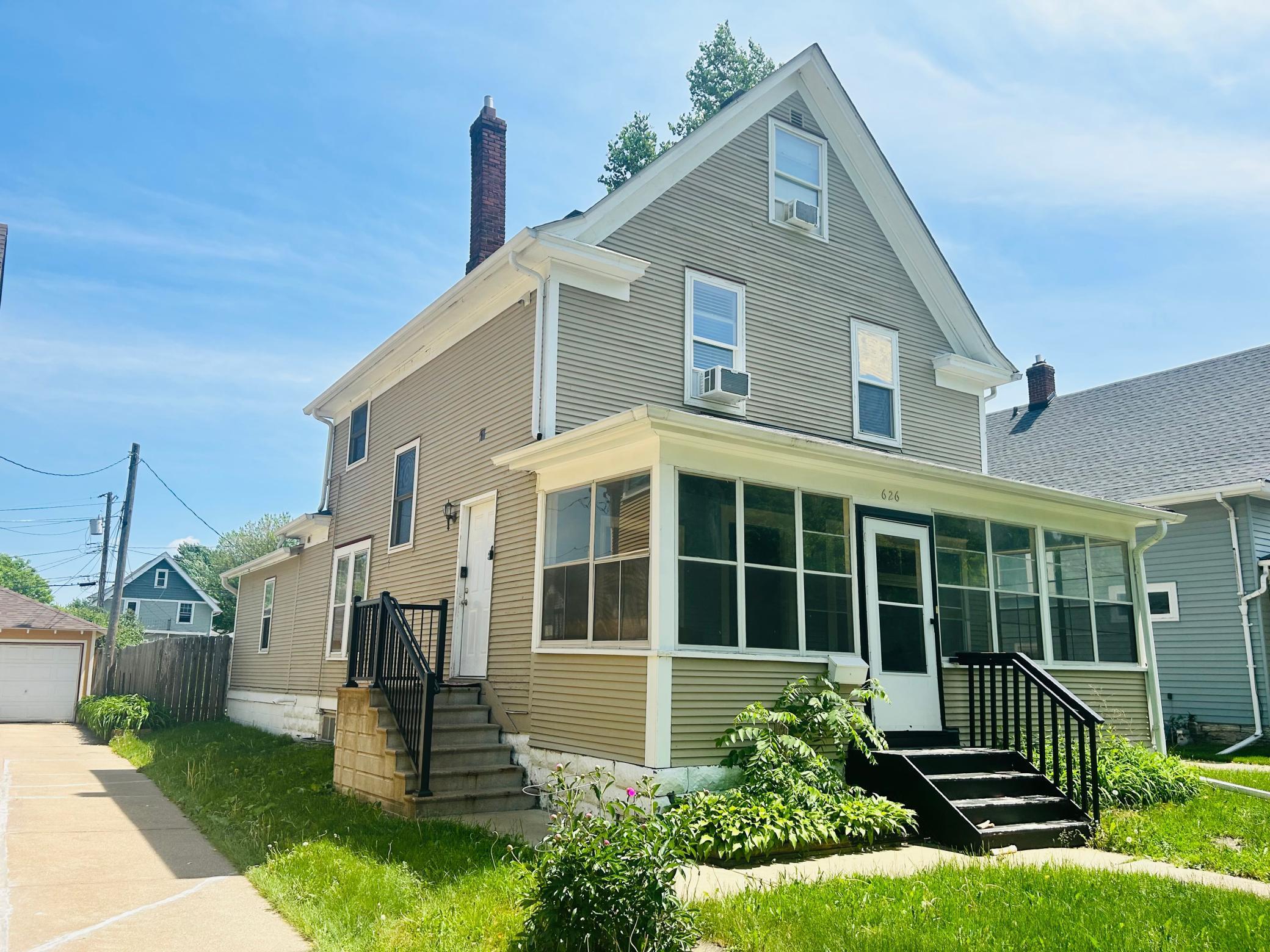View of Residential Income at 626 Cherokee Avenue, Saint Paul MN 55107, Saint Paul - Mike Wilen | Minnesota Team Real Estate