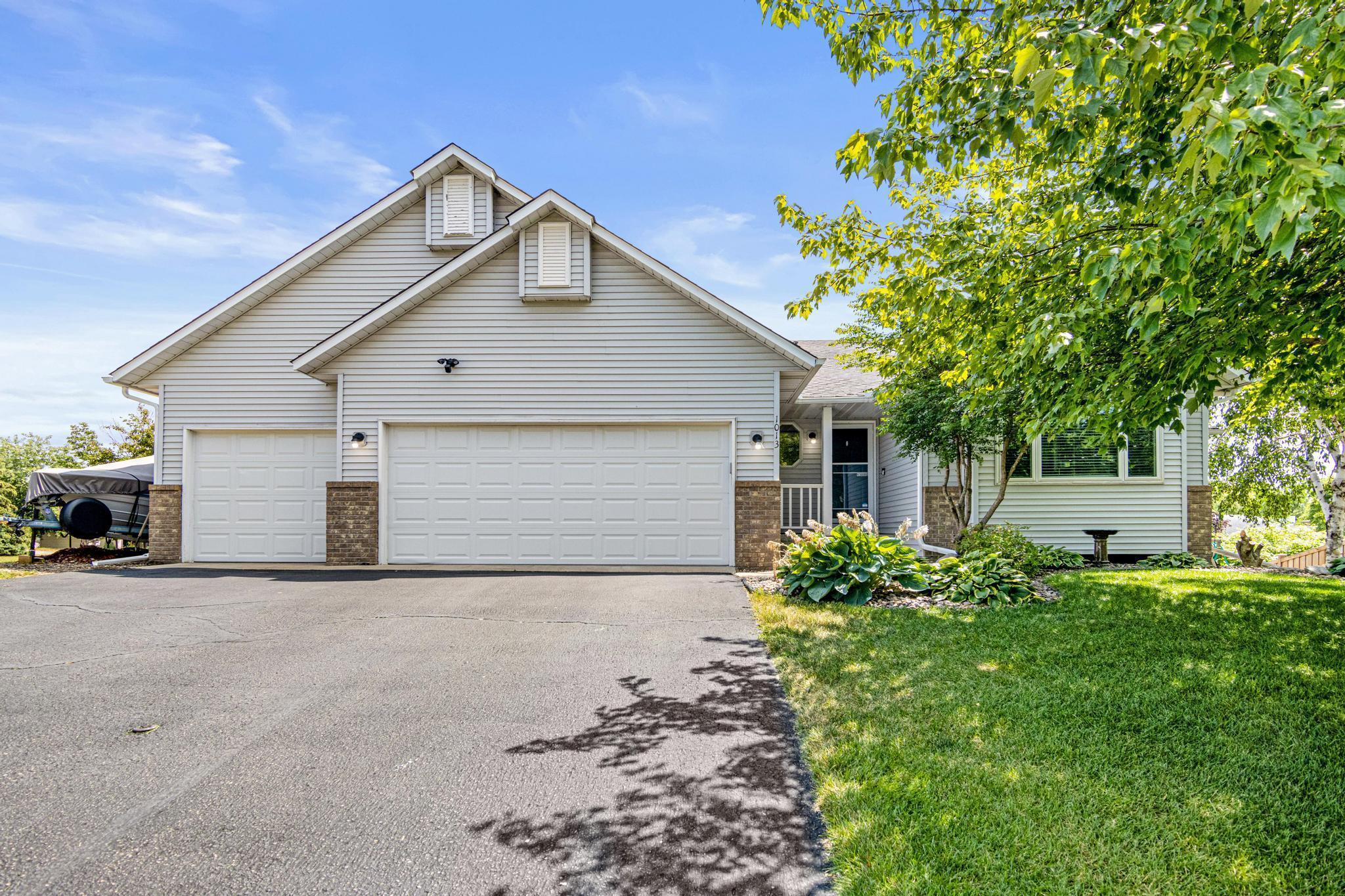 View of Residential at 1013 Bluff Pass, Chaska MN 55318, Chaska - Mike Wilen | Minnesota Team Real Estate