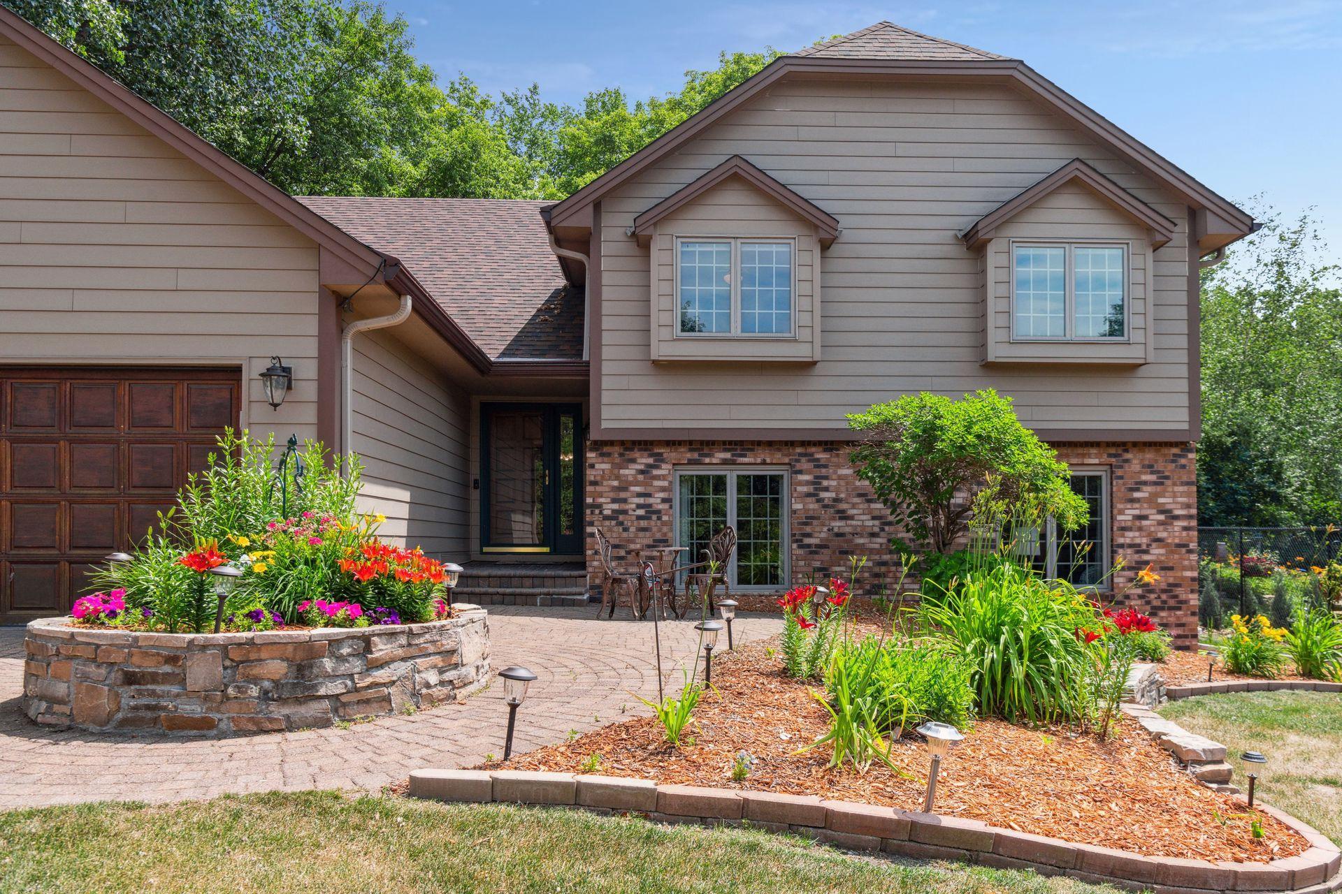View of Residential at 11335 Creekridge Drive, Eden Prairie MN 55347, Eden Prairie - Mike Wilen | Minnesota Team Real Estate