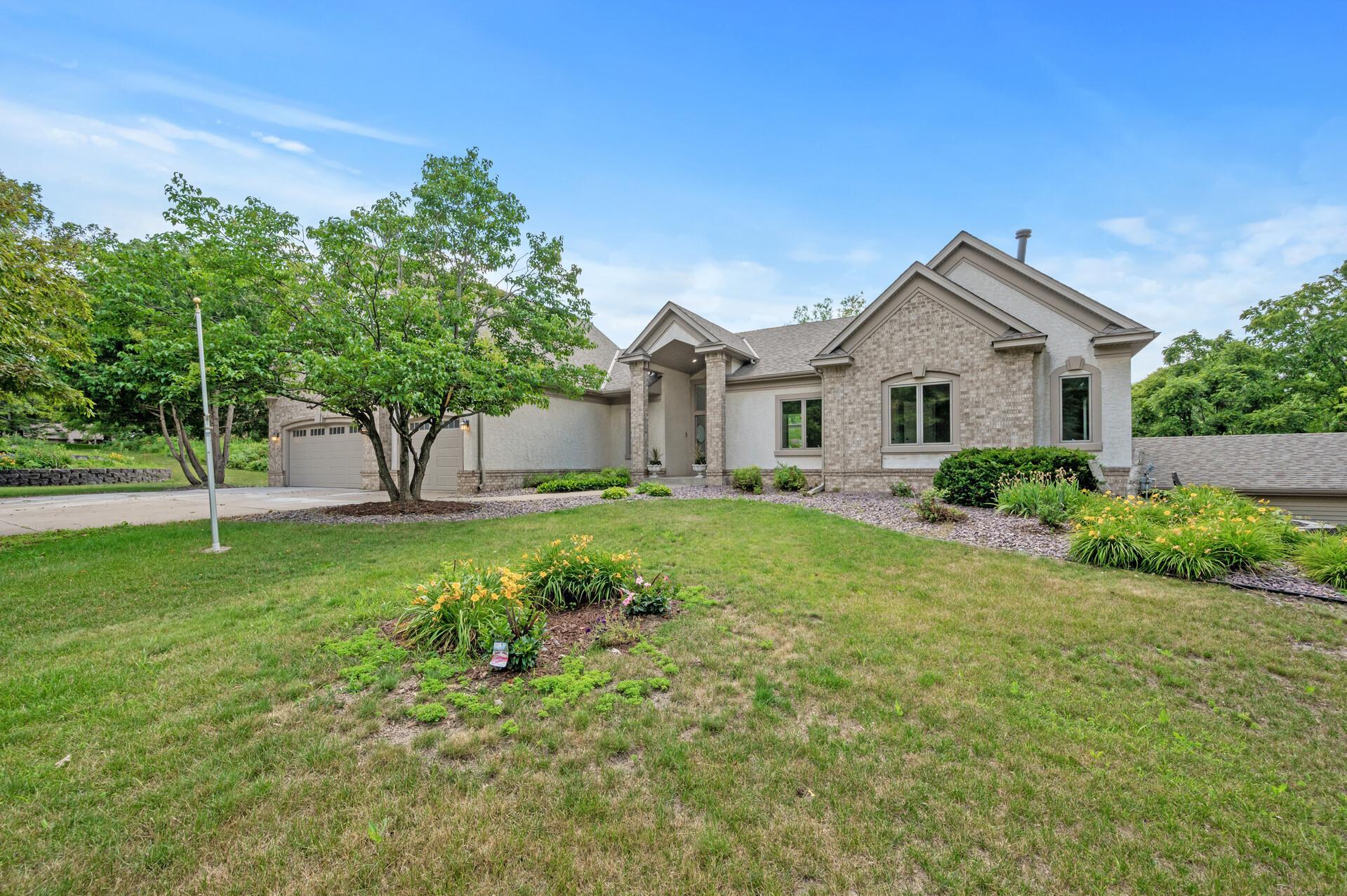 View of Residential at 11385 Alameda Avenue, Inver Grove Heights MN 55077, Inver Grove Heights - Mike Wilen | Minnesota Team Real Estate