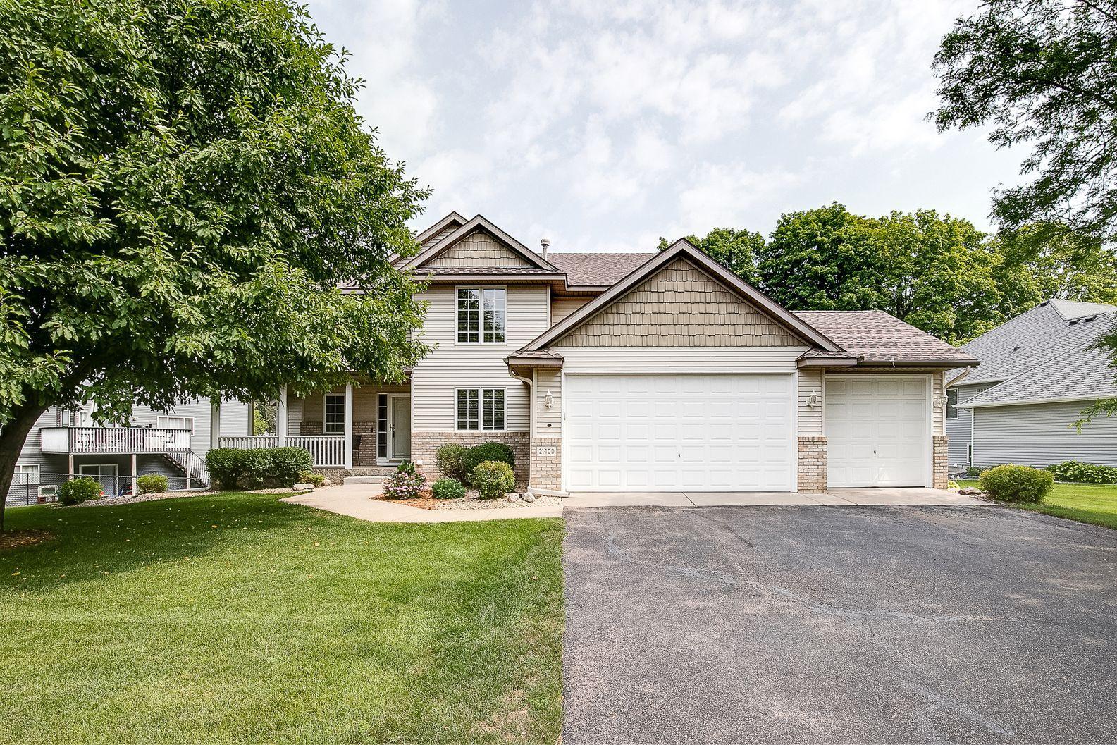 View of Residential at 21400 Pointe Drive, Rogers MN 55374, Rogers - Mike Wilen | Minnesota Team Real Estate