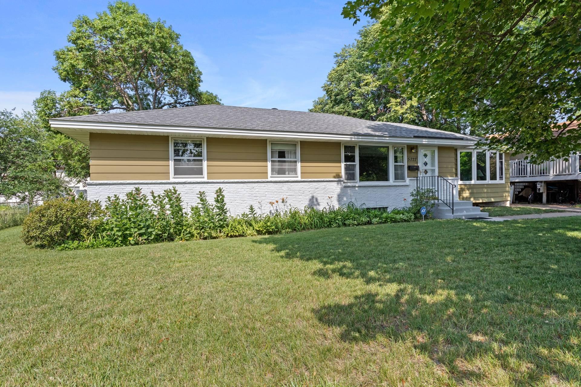 View of Residential at 5727 Knox Avenue, Brooklyn Center MN 55430, Brooklyn Center - Mike Wilen | Minnesota Team Real Estate