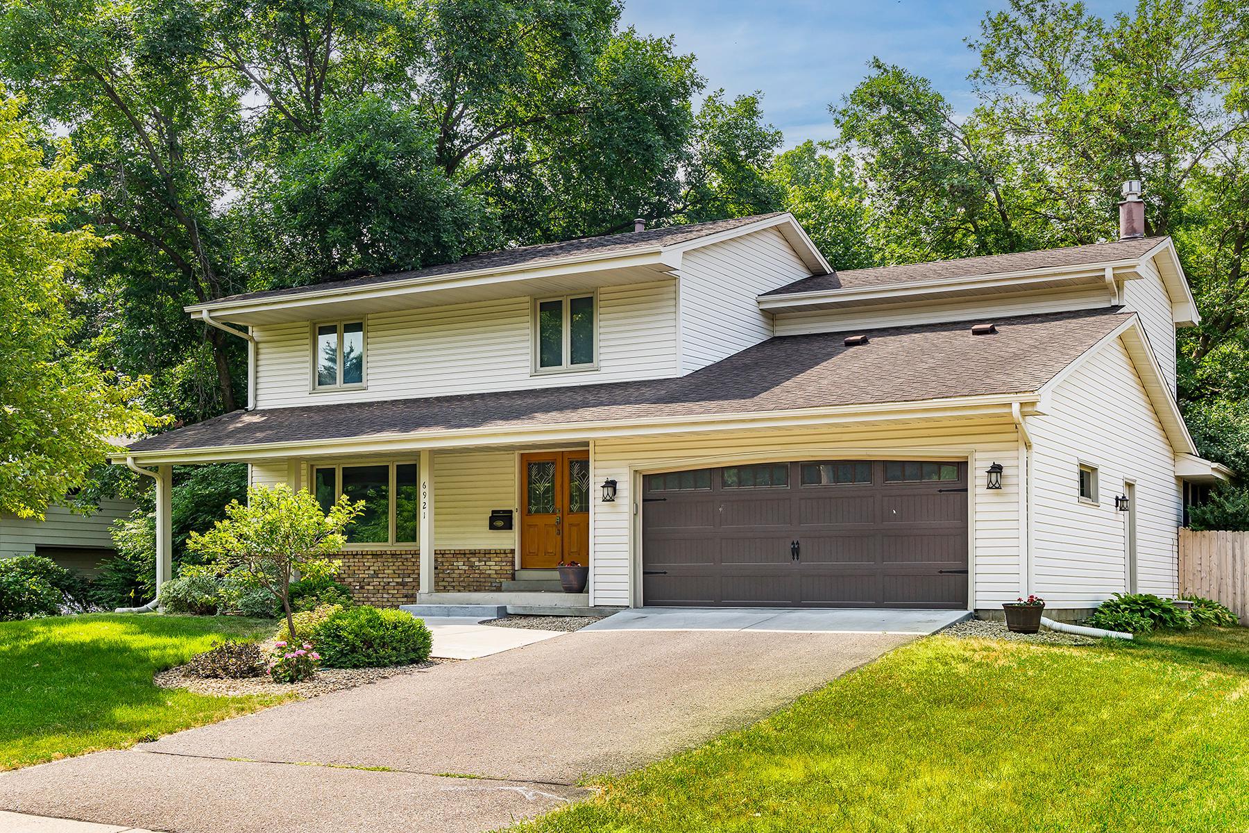 View of Residential at 6921 Knoll Street, Golden Valley MN 55427, Golden Valley - Mike Wilen | Minnesota Team Real Estate