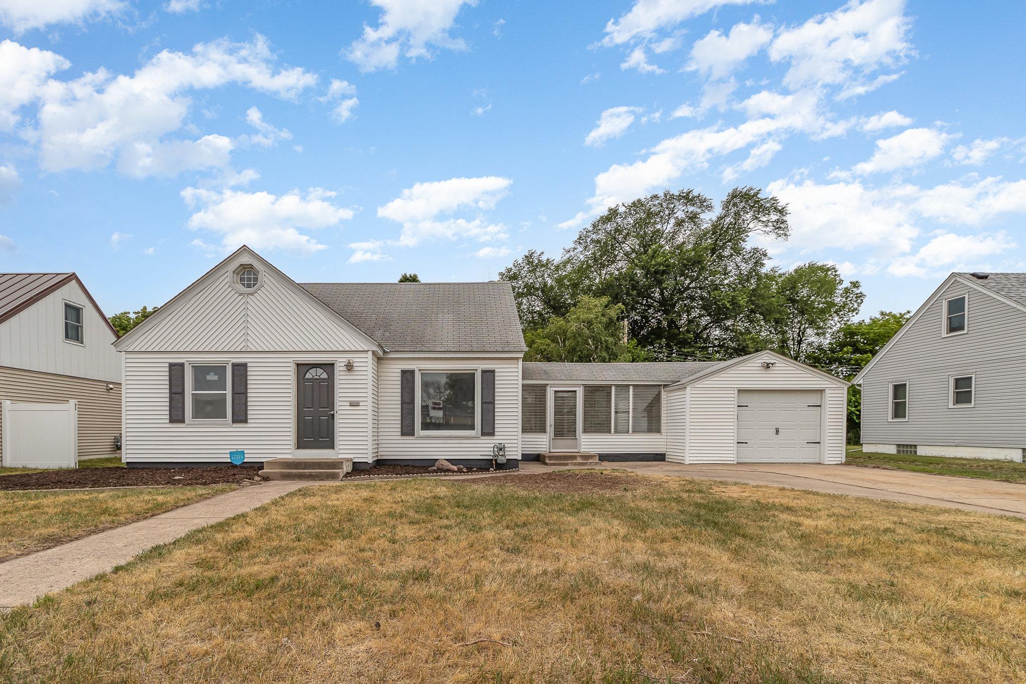 View of Residential at 5313 Edgewood Avenue, Crystal MN 55428, Crystal - Mike Wilen | Minnesota Team Real Estate