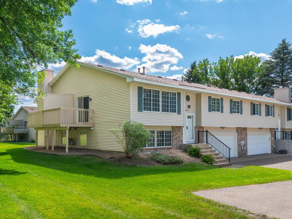 View of Residential at 4618 1/2 Ridge Cliff Drive, Eagan MN 55122, Eagan - Mike Wilen | Minnesota Team Real Estate