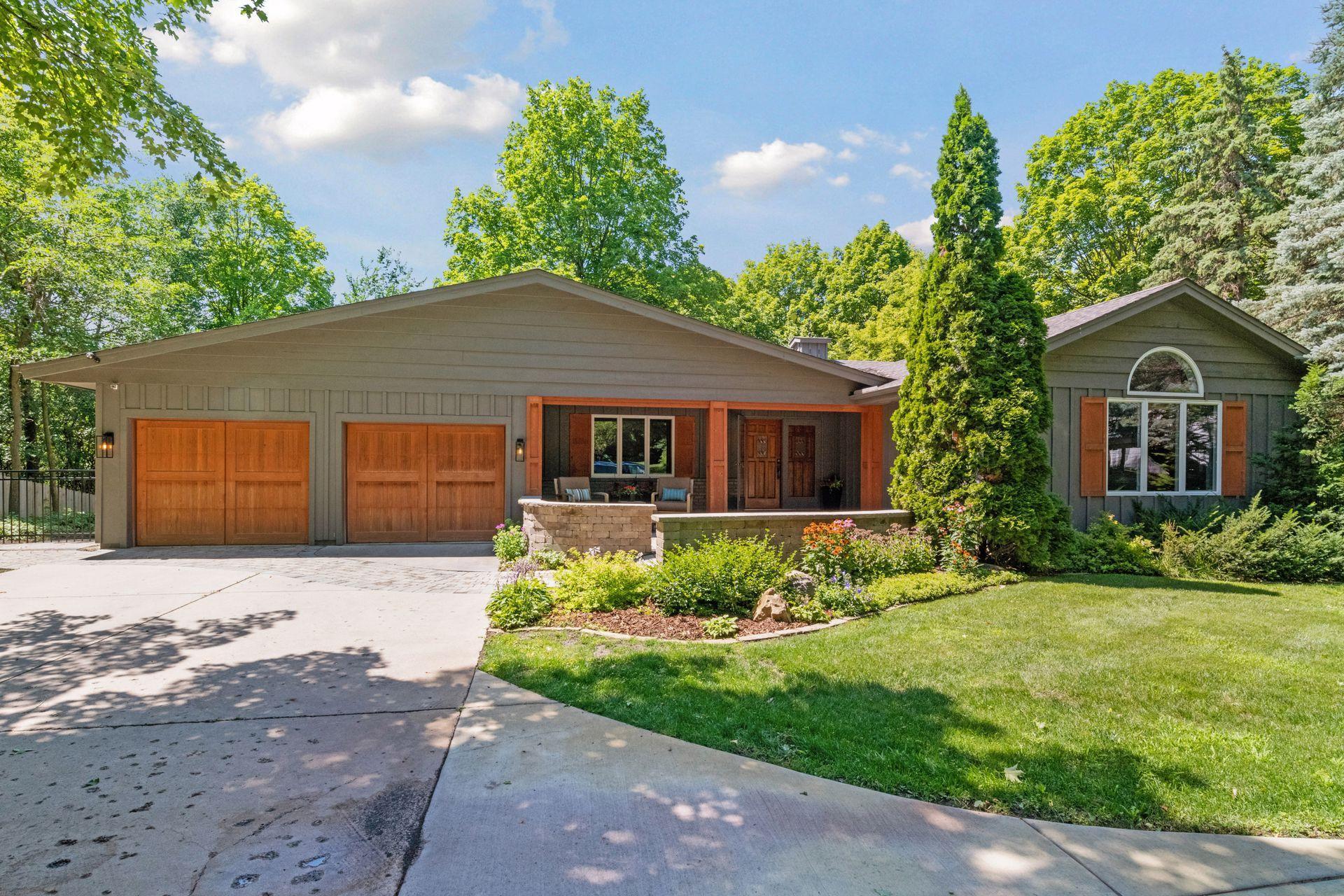 View of Residential at 7100 Rolling Acres Road, Excelsior MN 55331, Excelsior - Mike Wilen | Minnesota Team Real Estate