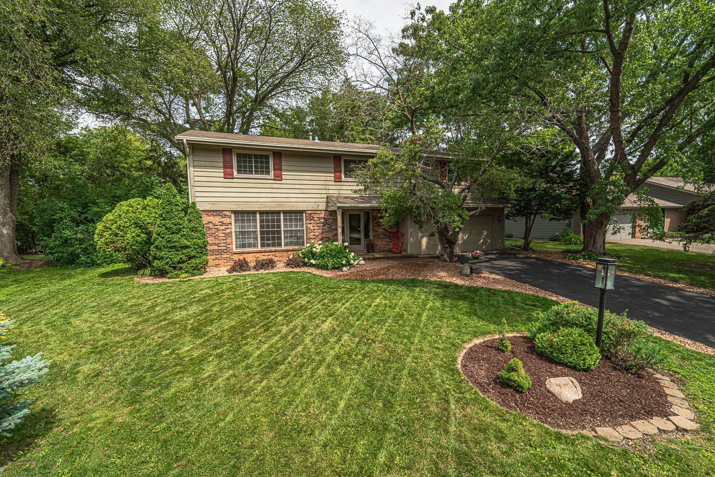 View of Residential at 808 Thoreau Drive, Burnsville MN 55337, Burnsville - Mike Wilen | Minnesota Team Real Estate