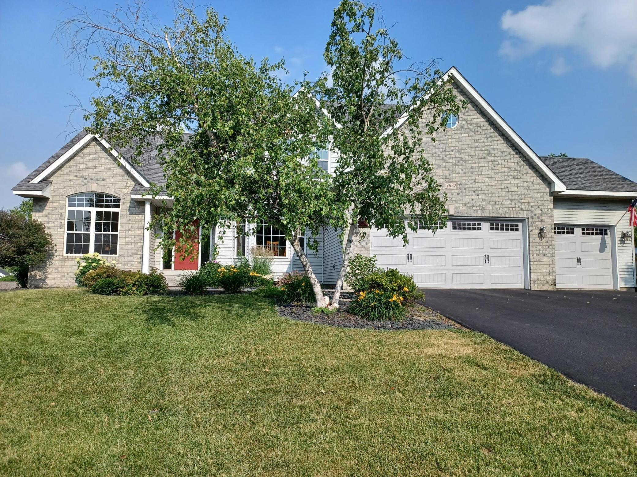 View of Residential at 17622 Hyde Park Avenue, Lakeville MN 55044, Lakeville - Mike Wilen | Minnesota Team Real Estate