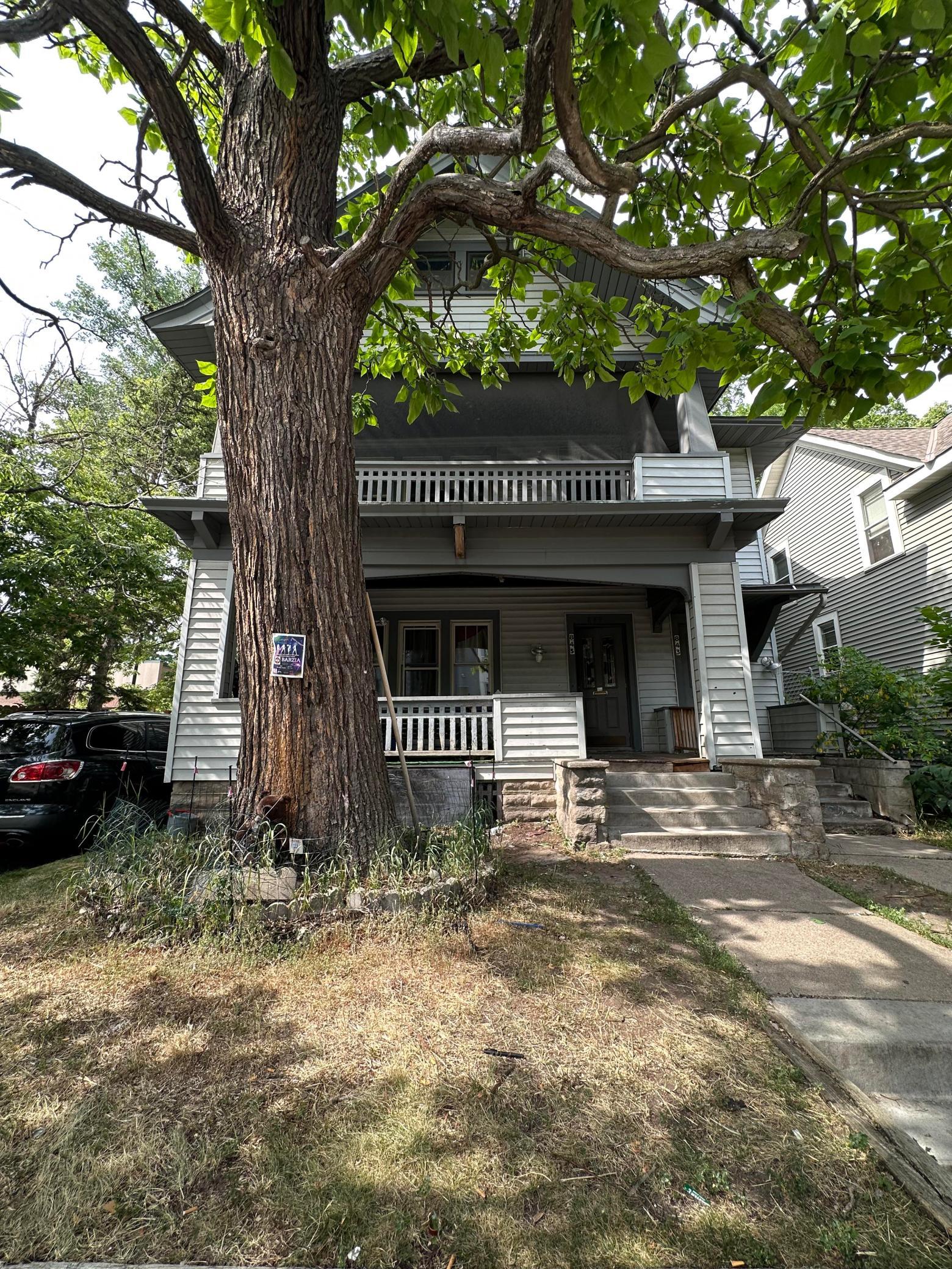 View of Residential Income at 843 Selby Avenue, Saint Paul MN 55104, Saint Paul - Mike Wilen | Minnesota Team Real Estate