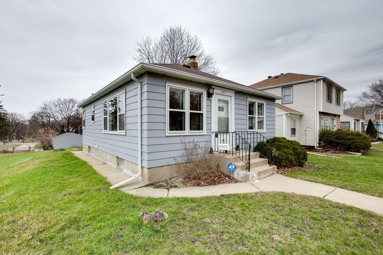 View of Residential at 615 Sheridan Avenue, Minneapolis MN 55411, Minneapolis - Mike Wilen | Minnesota Team Real Estate