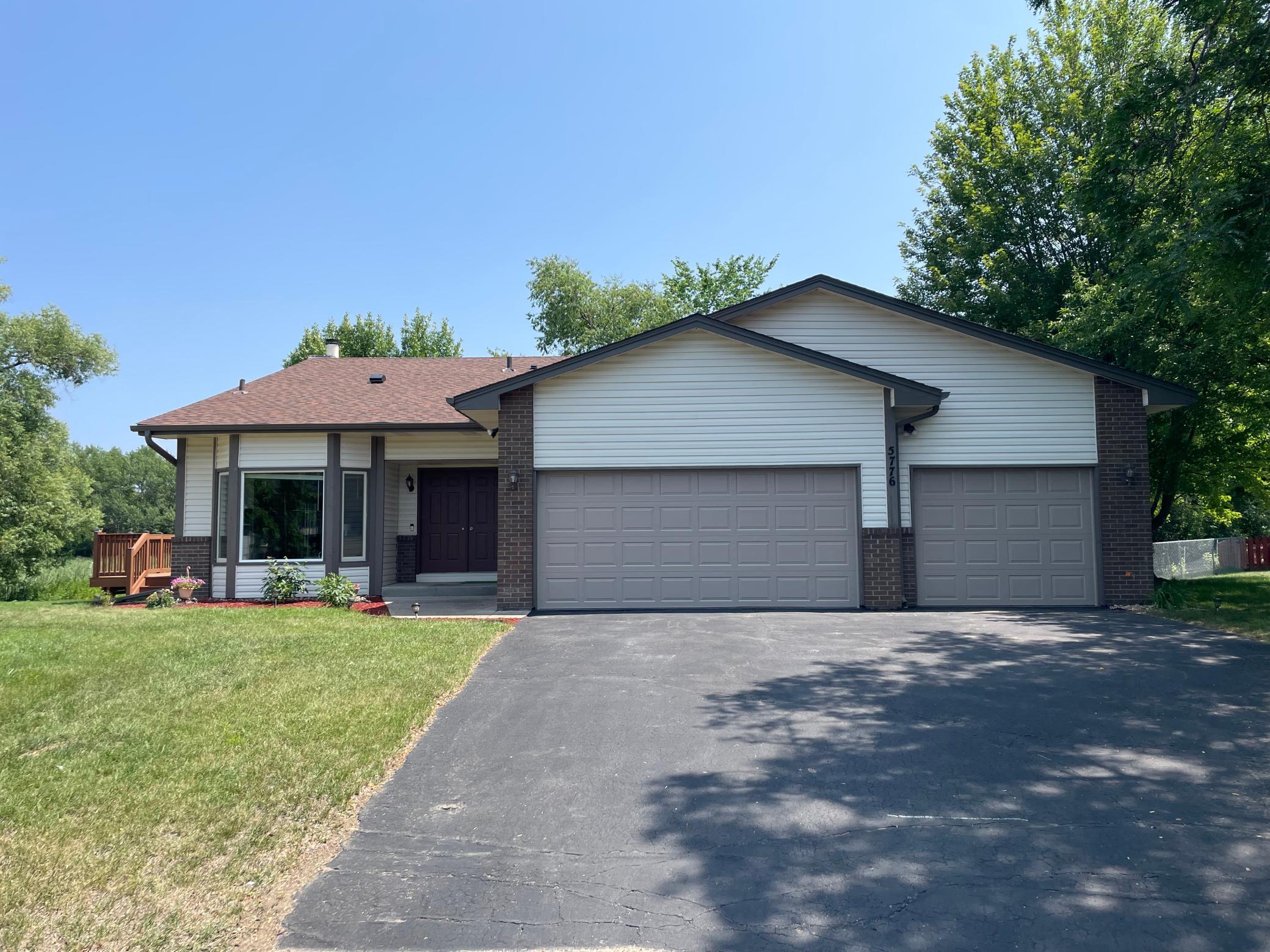 View of Residential at 5776 Ridge Creek Road Court, Shoreview MN 55126, Shoreview - Mike Wilen | Minnesota Team Real Estate