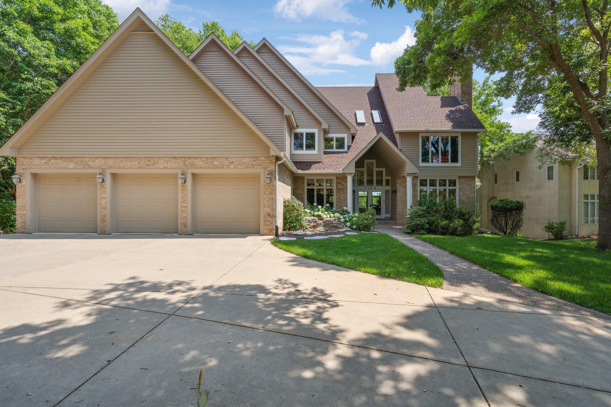 View of Residential at 7662 Bay Drive, Bloomington MN 55438, Bloomington - Mike Wilen | Minnesota Team Real Estate
