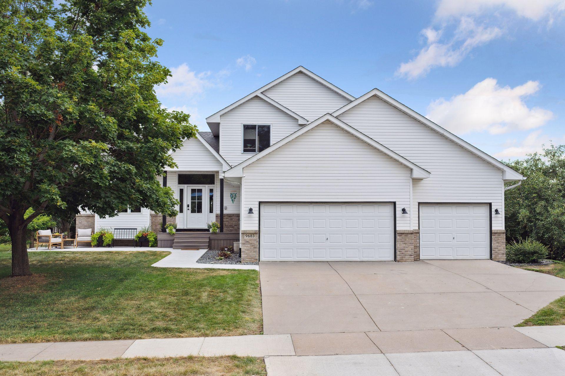 View of Residential at 9683 Winslow Chase, Maple Grove MN 55311, Maple Grove - Mike Wilen | Minnesota Team Real Estate