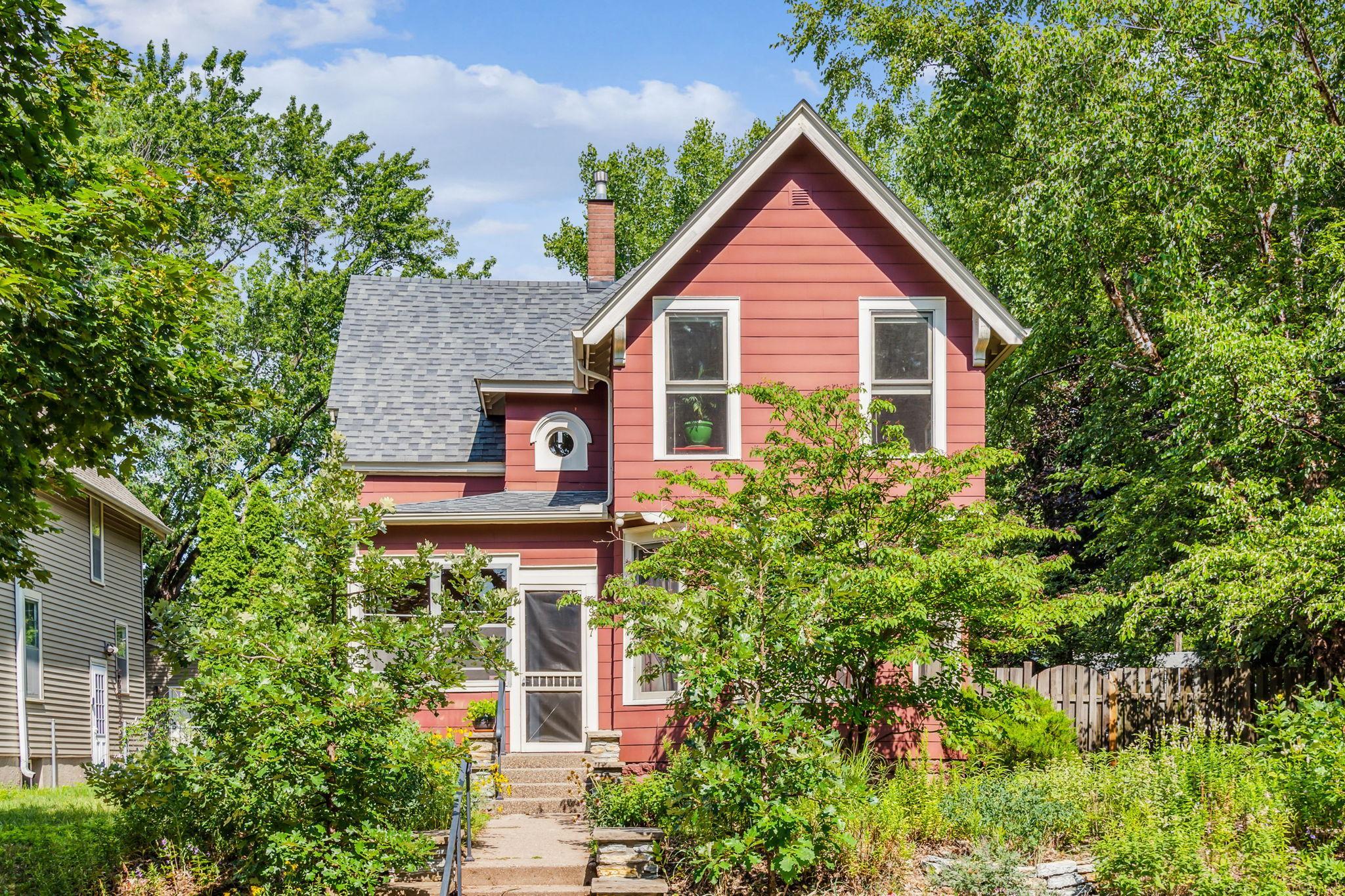 View of Residential at 997 Bayless Avenue, Saint Paul MN 55114, Saint Paul - Mike Wilen | Minnesota Team Real Estate