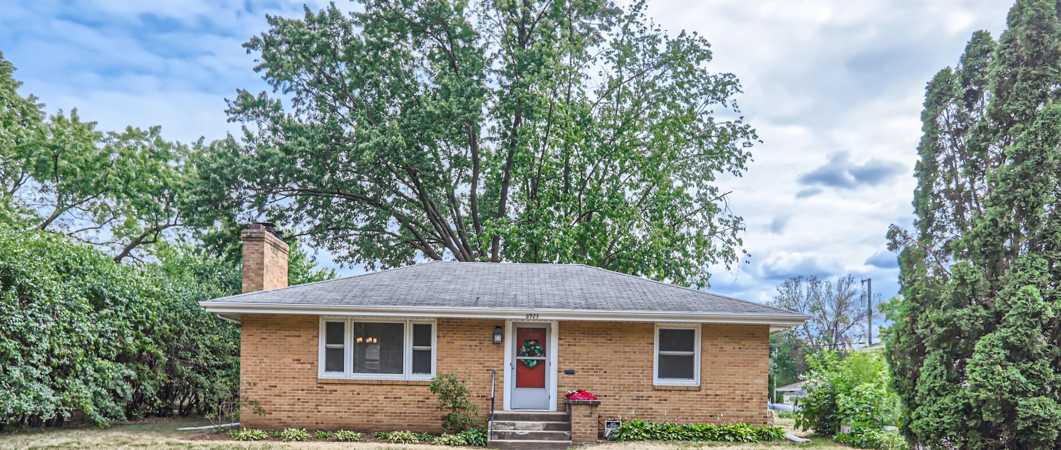 View of Residential at 6923 50th Avenue, Crystal MN 55428, Crystal - Mike Wilen | Minnesota Team Real Estate
