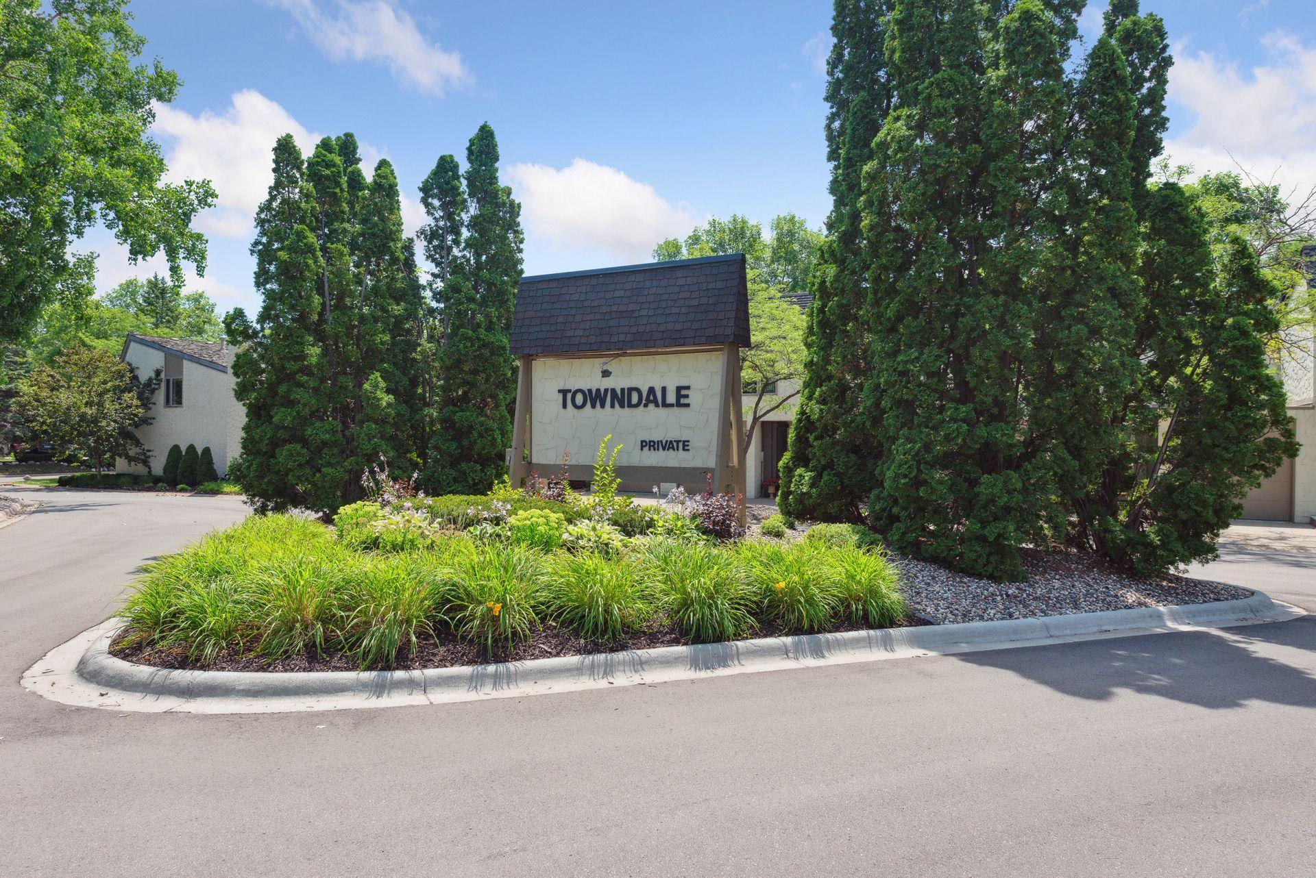 View of Residential at 3673 Towndale Drive, Bloomington MN 55431, Bloomington - Mike Wilen | Minnesota Team Real Estate