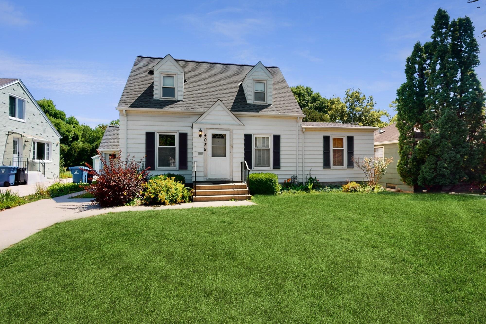 View of Residential at 4039 York Avenue, Minneapolis MN 55410, Minneapolis - Mike Wilen | Minnesota Team Real Estate