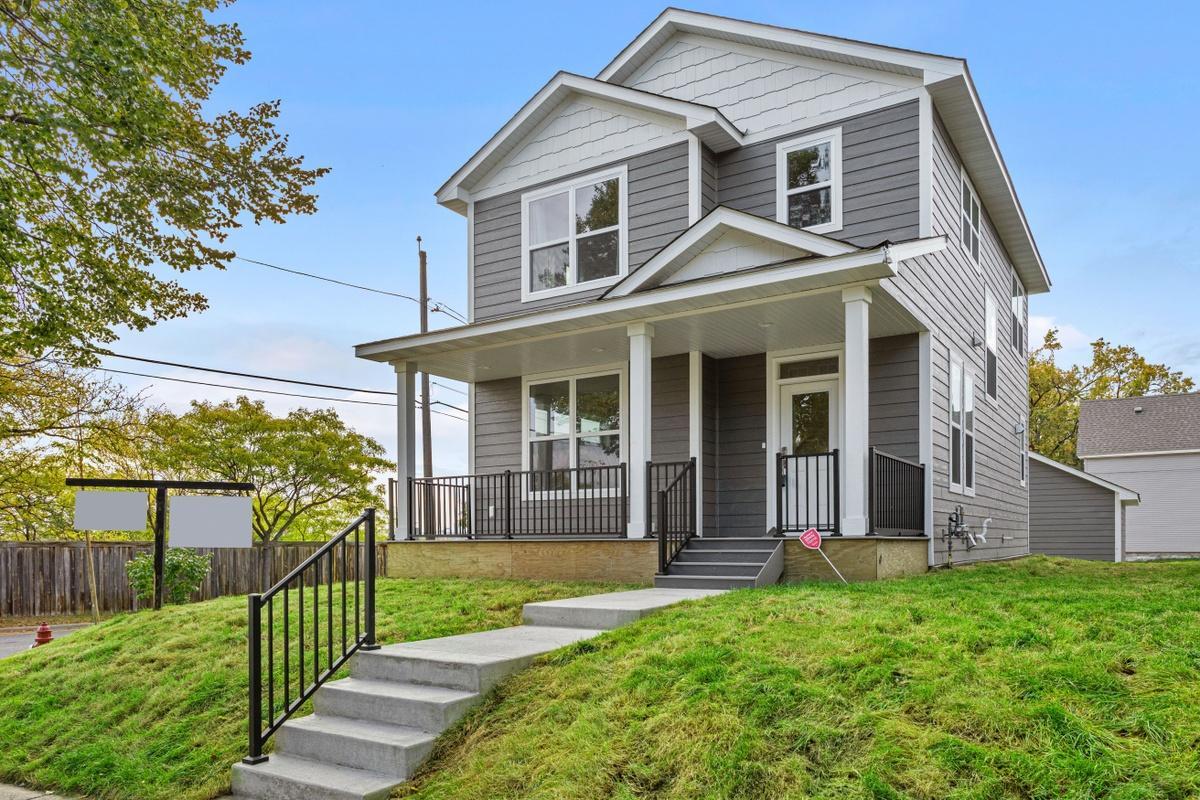 View of Residential at 301 30th Avenue, Minneapolis MN 55411, Minneapolis - Mike Wilen | Minnesota Team Real Estate