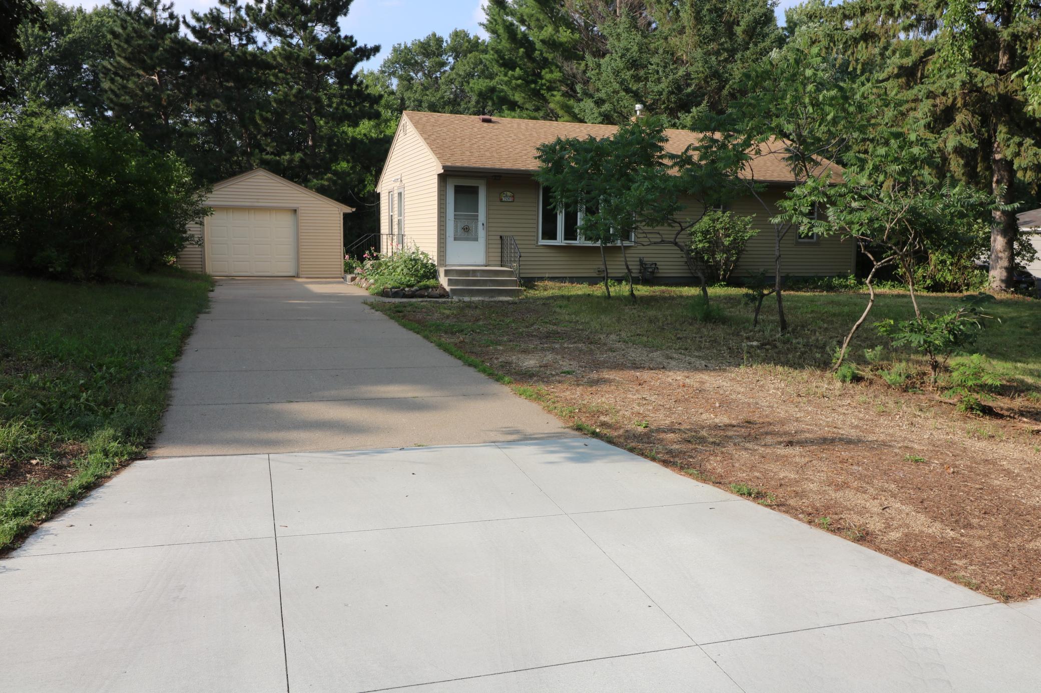 View of Residential at 2539 Mayer Lane, Maplewood MN 55119, Maplewood - Mike Wilen | Minnesota Team Real Estate