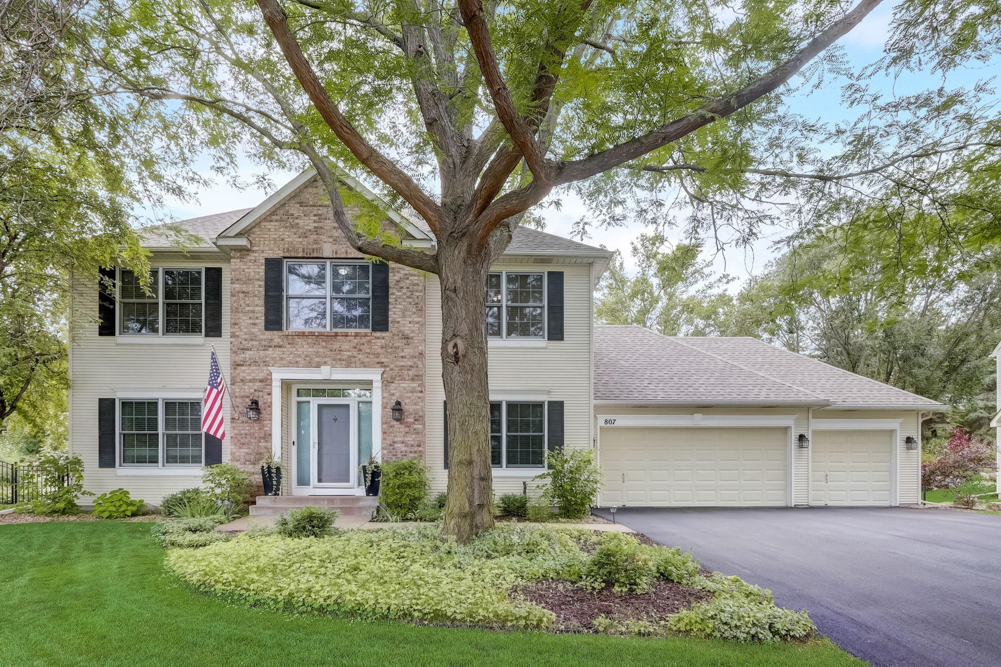 View of Residential at 807 Lake Susan Hills Drive, Chanhassen MN 55317, Chanhassen - Mike Wilen | Minnesota Team Real Estate