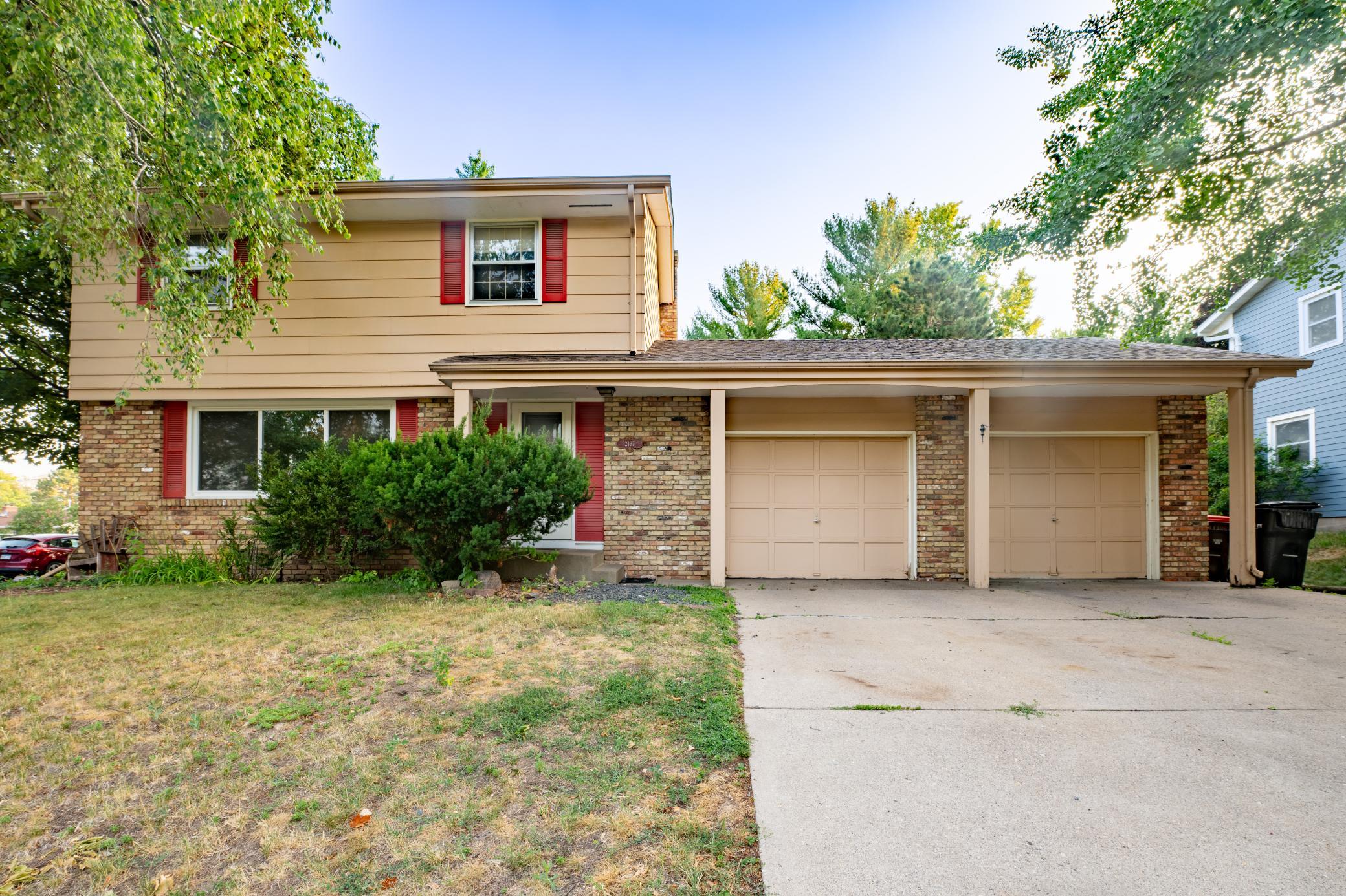 View of Residential at 2197 Mapleview Avenue, Maplewood MN 55109, Maplewood - Mike Wilen | Minnesota Team Real Estate