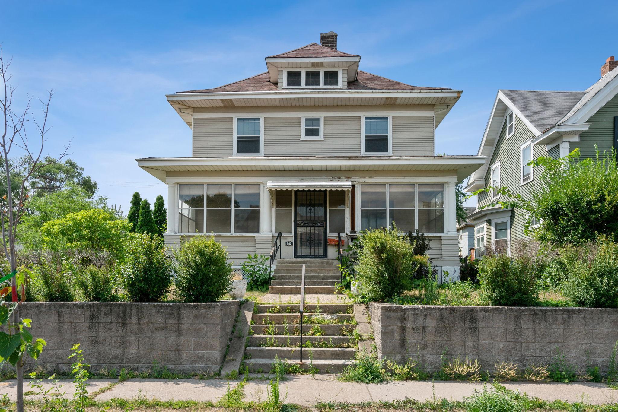 View of Residential at 862 Iglehart Avenue, Saint Paul MN 55104, Saint Paul - Mike Wilen | Minnesota Team Real Estate
