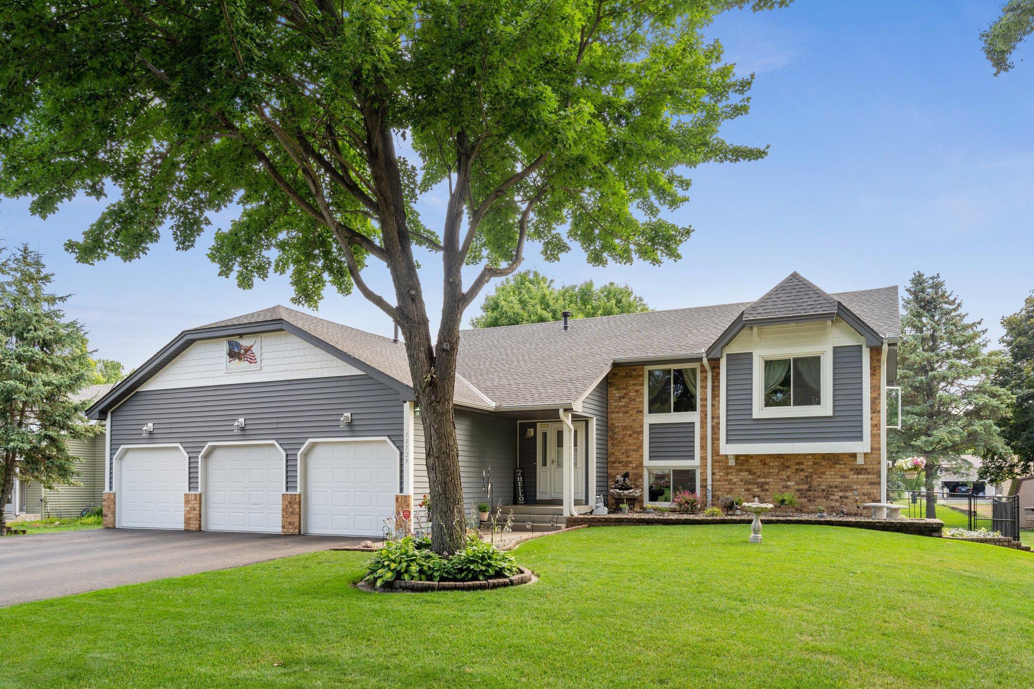 View of Residential at 10729 Lincoln Street, Blaine MN 55434, Blaine - Mike Wilen | Minnesota Team Real Estate