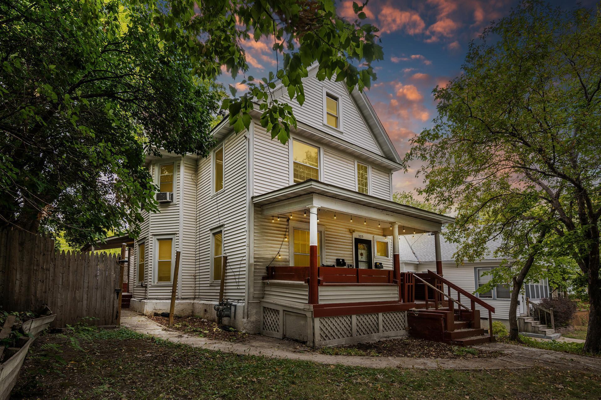 View of Residential Income at 3215 6th Street, Minneapolis MN 55412, Minneapolis - Mike Wilen | Minnesota Team Real Estate