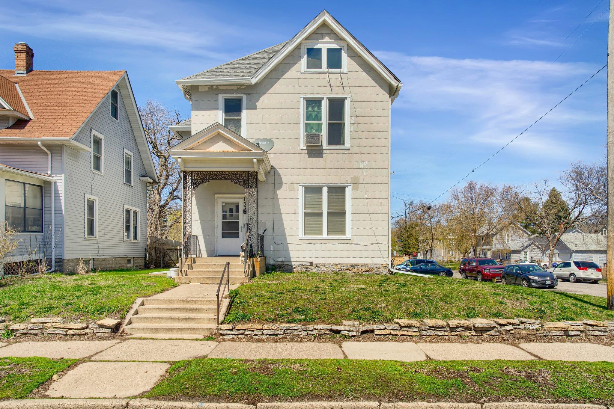 View of Residential Income at 133 Winifred Street, Saint Paul MN 55107, Saint Paul - Mike Wilen | Minnesota Team Real Estate