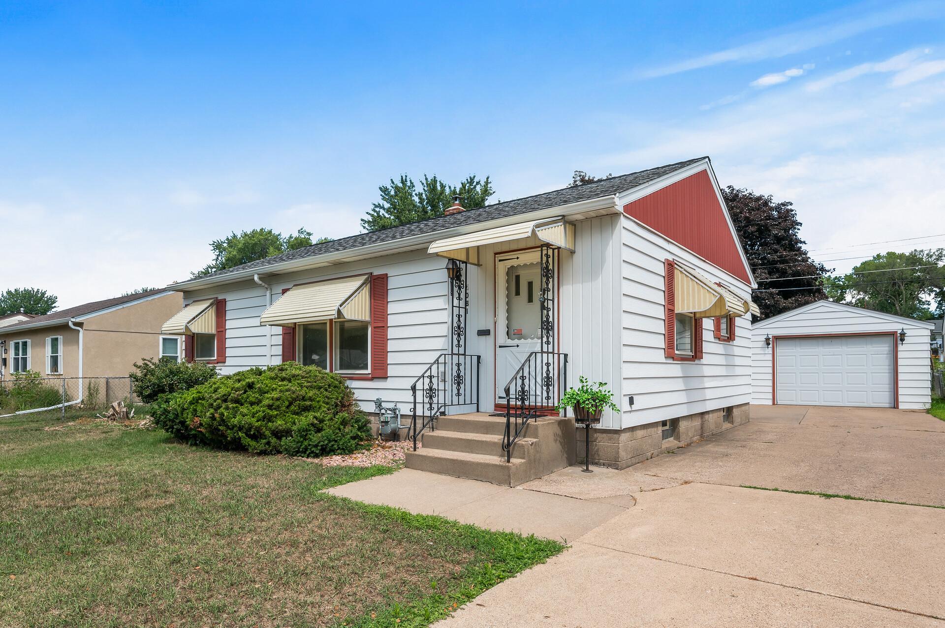 View of Residential at 2081 Ivy Avenue, Saint Paul MN 55119, Saint Paul - Mike Wilen | Minnesota Team Real Estate