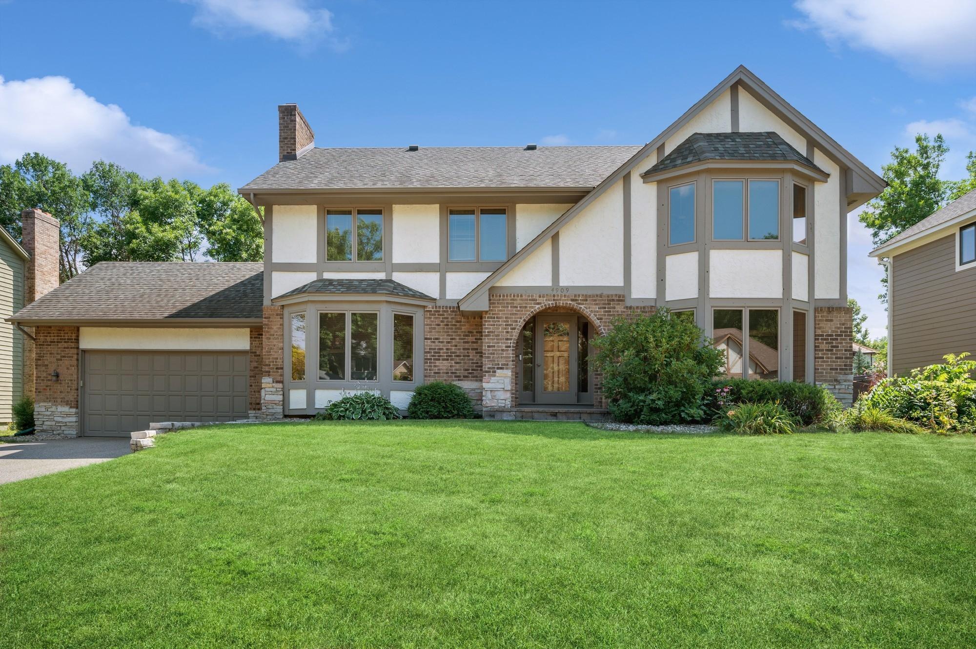 View of Residential at 4909 93rd Street, Bloomington MN 55437, Bloomington - Mike Wilen | Minnesota Team Real Estate