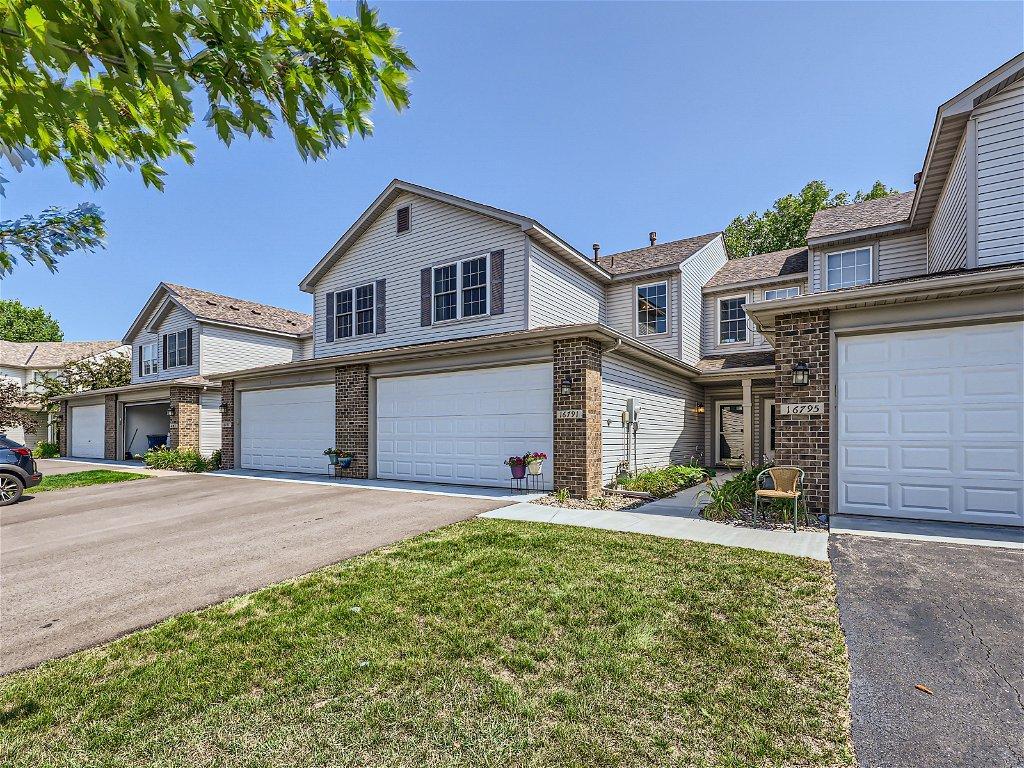 View of Residential at 16791 39th Avenue, Plymouth MN 55446, Plymouth - Mike Wilen | Minnesota Team Real Estate