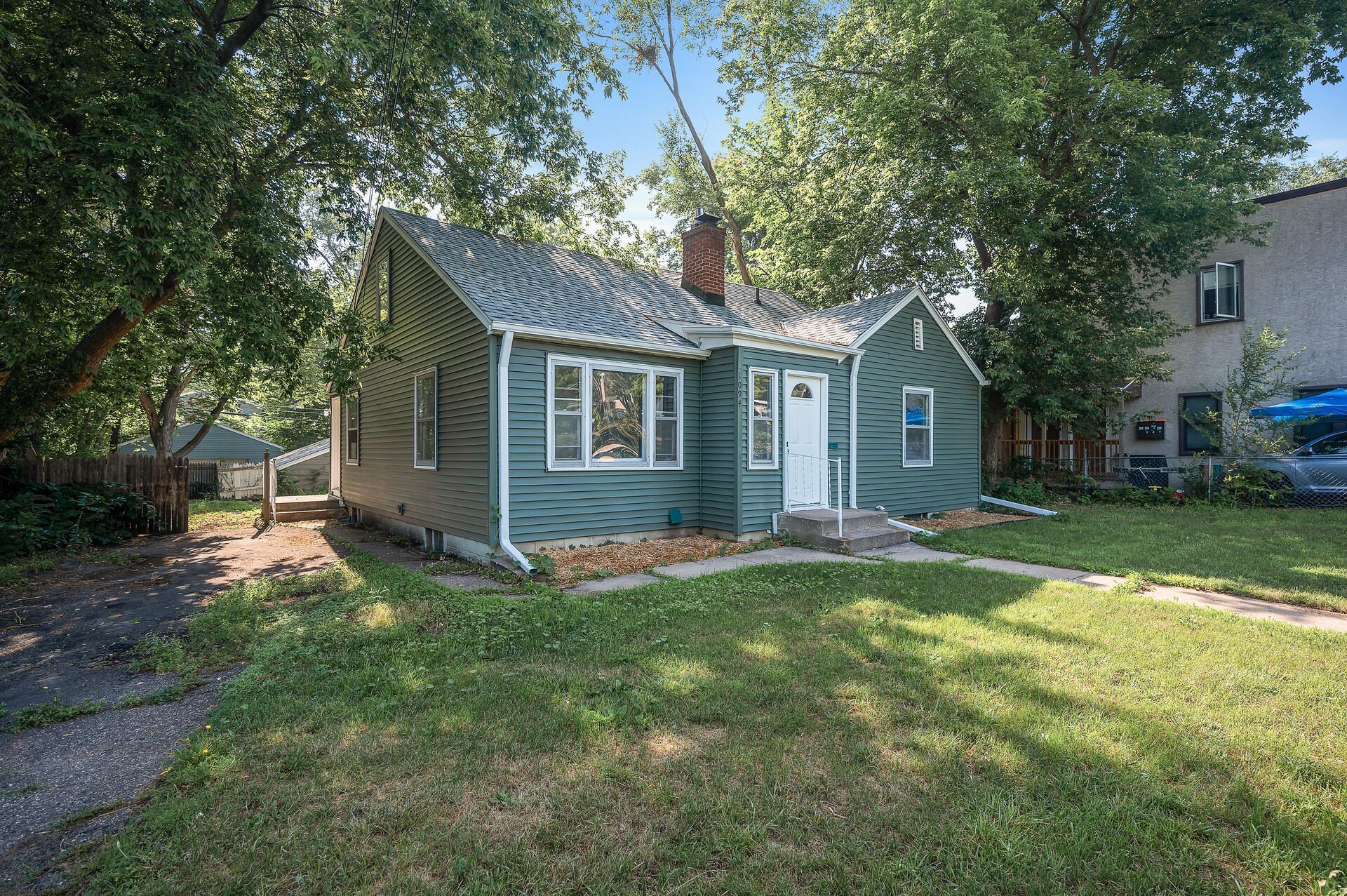 View of Residential at 1094 Dale Street, Saint Paul MN 55117, Saint Paul - Mike Wilen | Minnesota Team Real Estate