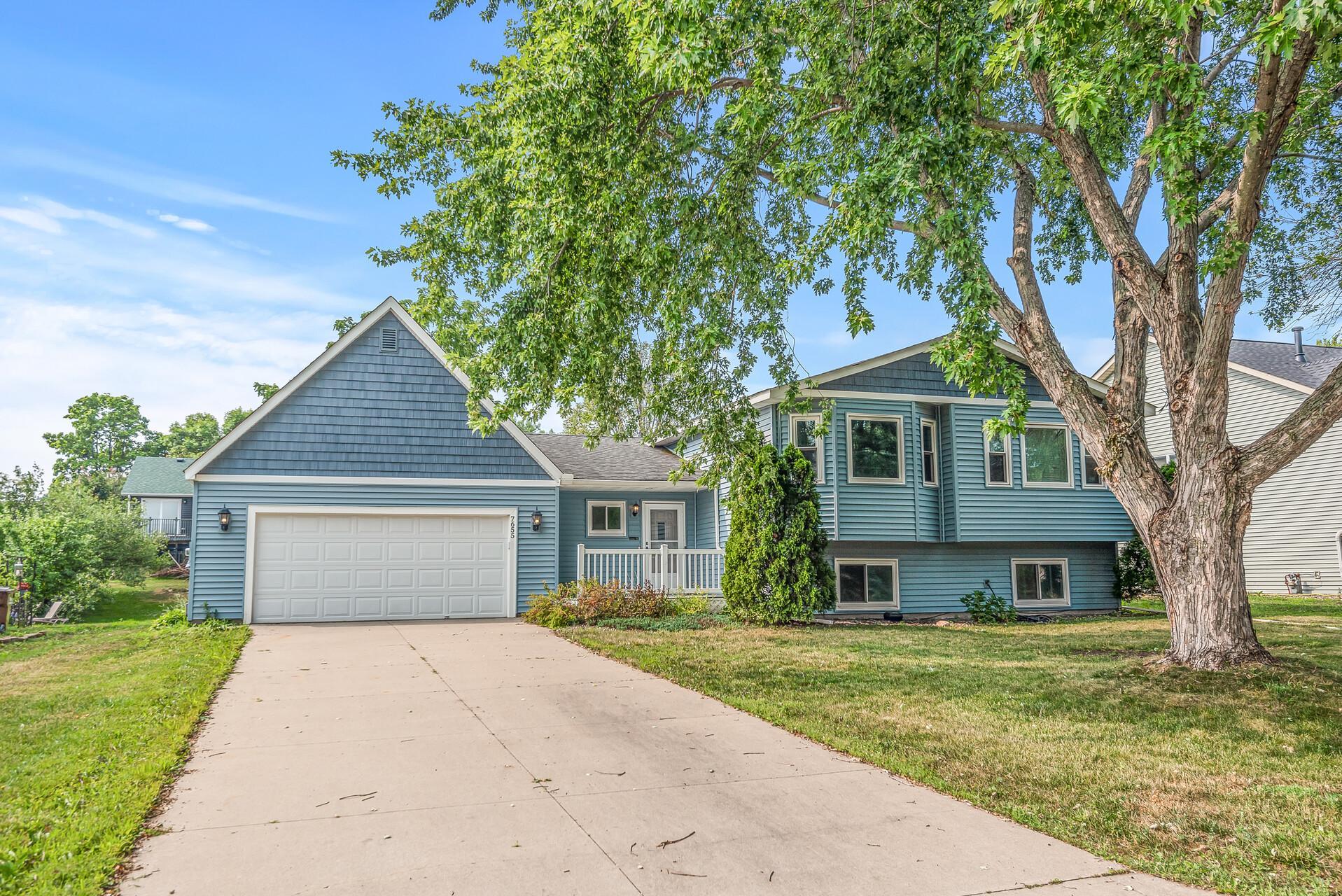 View of Residential at 7655 25th Street, Oakdale MN 55128, Oakdale - Mike Wilen | Minnesota Team Real Estate