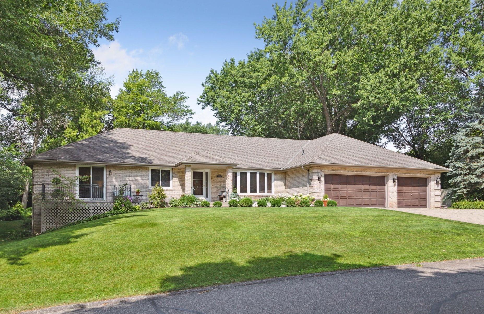 View of Residential at 204 Ranchview Lane, Minnetonka MN 55391, Minnetonka - Mike Wilen | Minnesota Team Real Estate