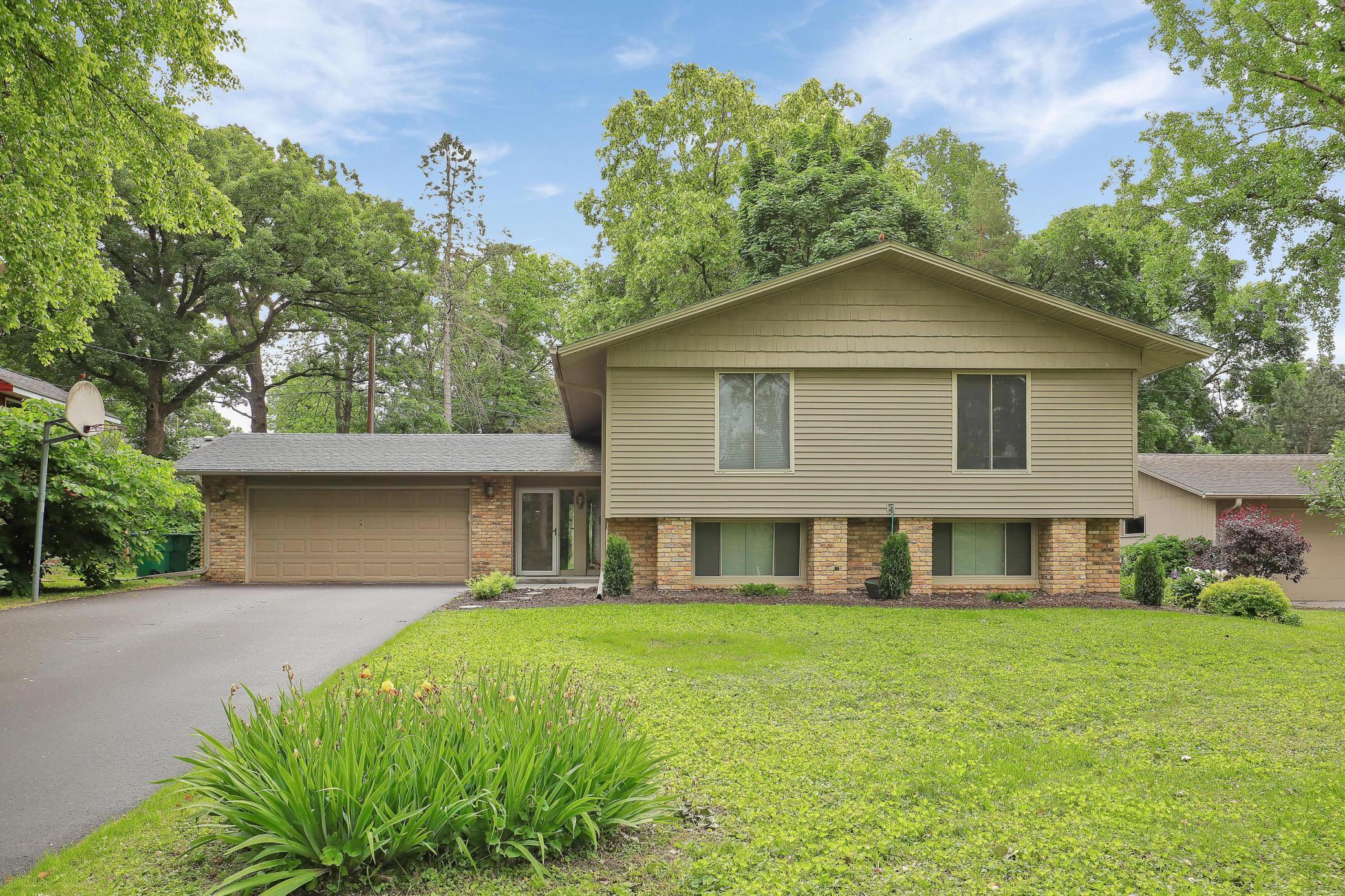 View of Residential at 2641 Natchez Avenue, Saint Louis Park MN 55416, Saint Louis Park - Mike Wilen | Minnesota Team Real Estate