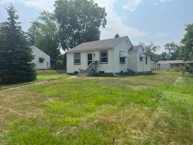 View of Residential at 2576 3rd Avenue, North Saint Paul MN 55109, North Saint Paul - Mike Wilen | Minnesota Team Real Estate