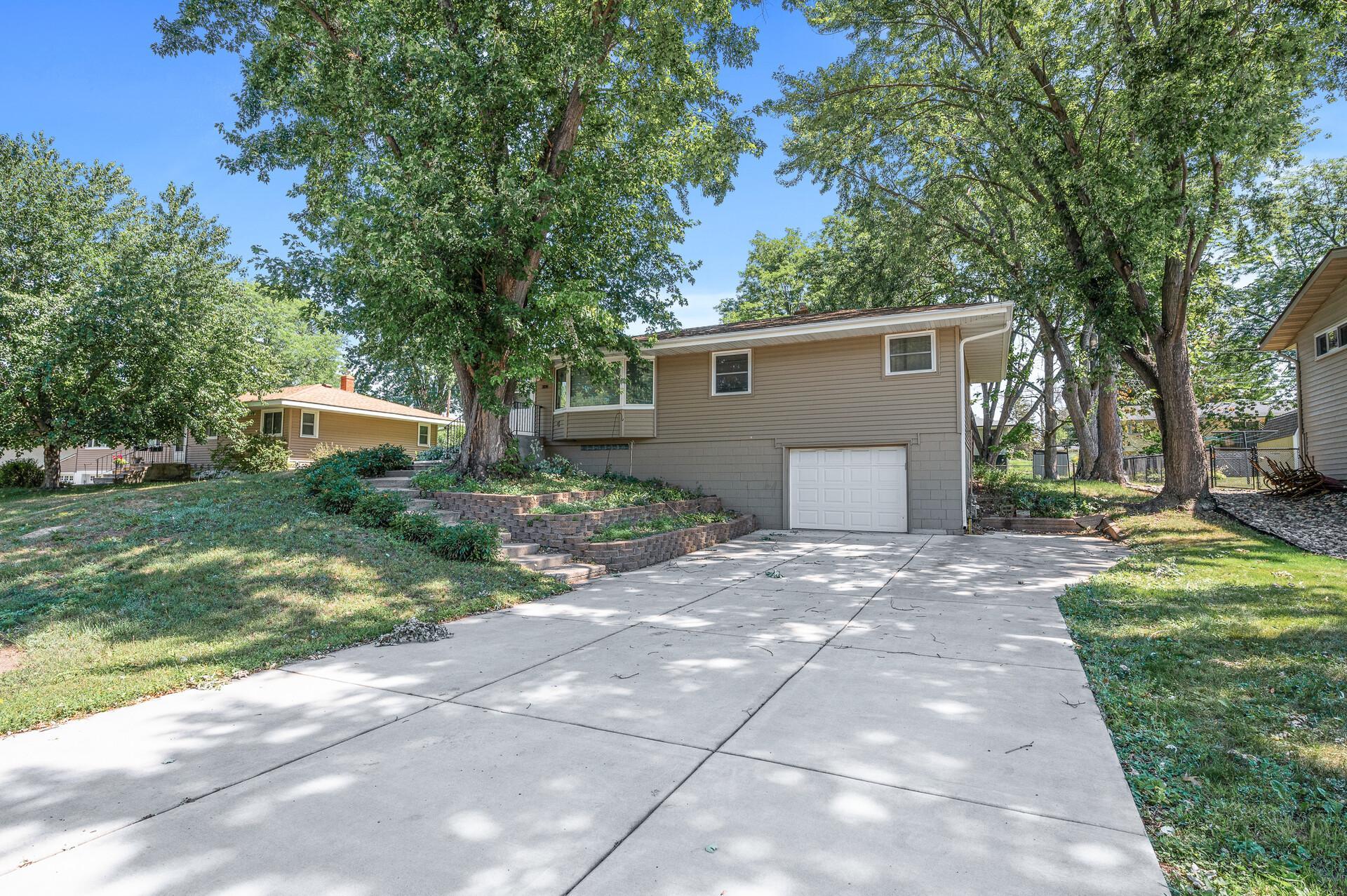 View of Residential at 2834 Western Avenue, Roseville MN 55113, Roseville - Mike Wilen | Minnesota Team Real Estate