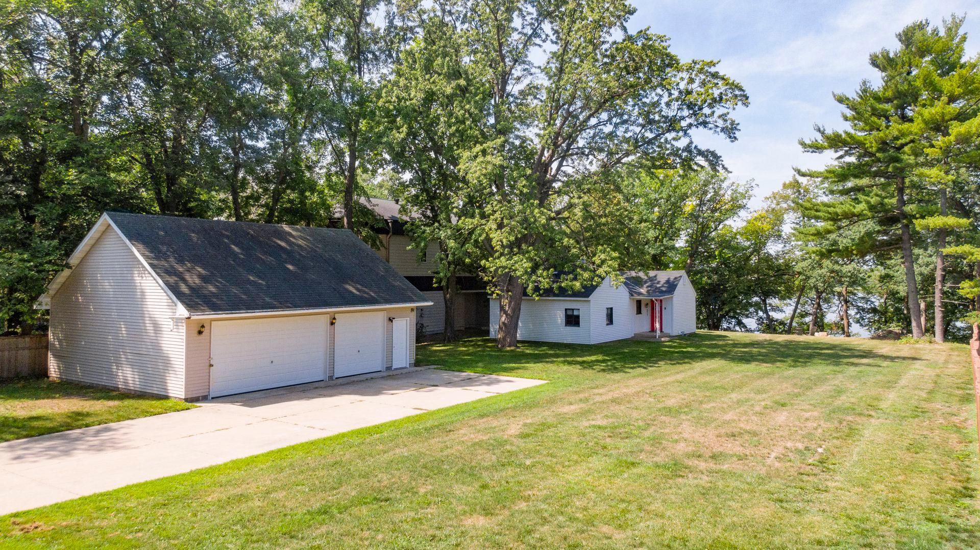 View of Residential at 6517 Eagle Lake Drive, Maple Grove MN 55369, Maple Grove - Mike Wilen | Minnesota Team Real Estate