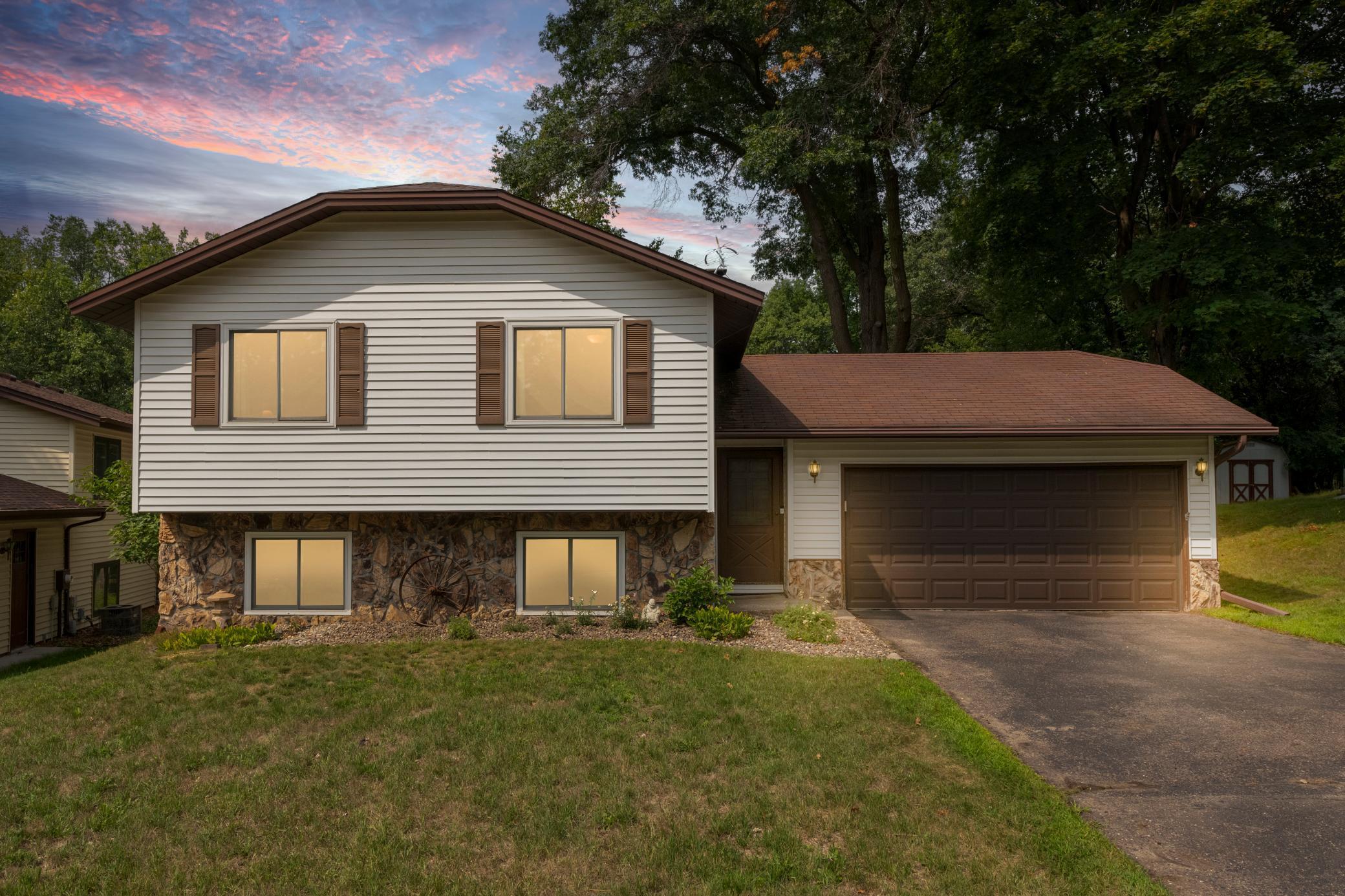 View of Residential at 7048 Springhill Circle, Eden Prairie MN 55346, Eden Prairie - Mike Wilen | Minnesota Team Real Estate