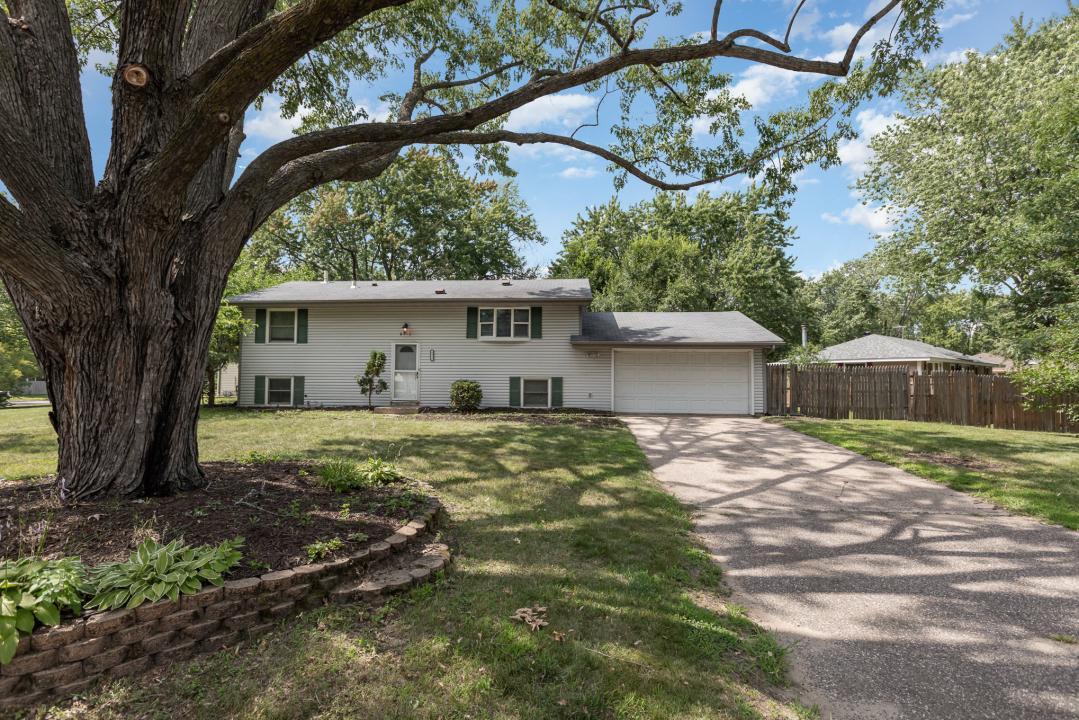 View of Residential at 8912 Inman Avenue, Cottage Grove MN 55016, Cottage Grove - Mike Wilen | Minnesota Team Real Estate